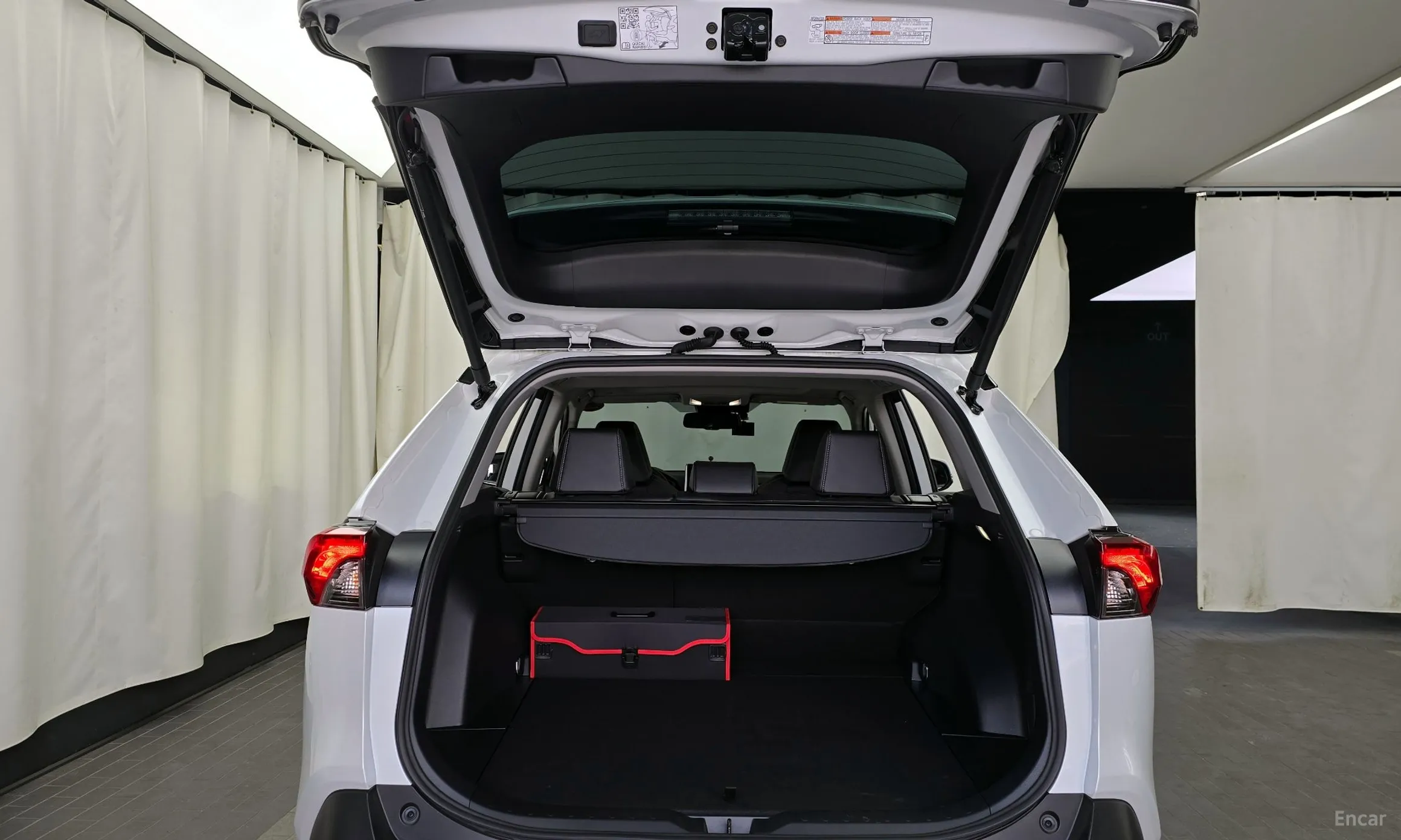 Toyota RAV4 5th Generation превью 20