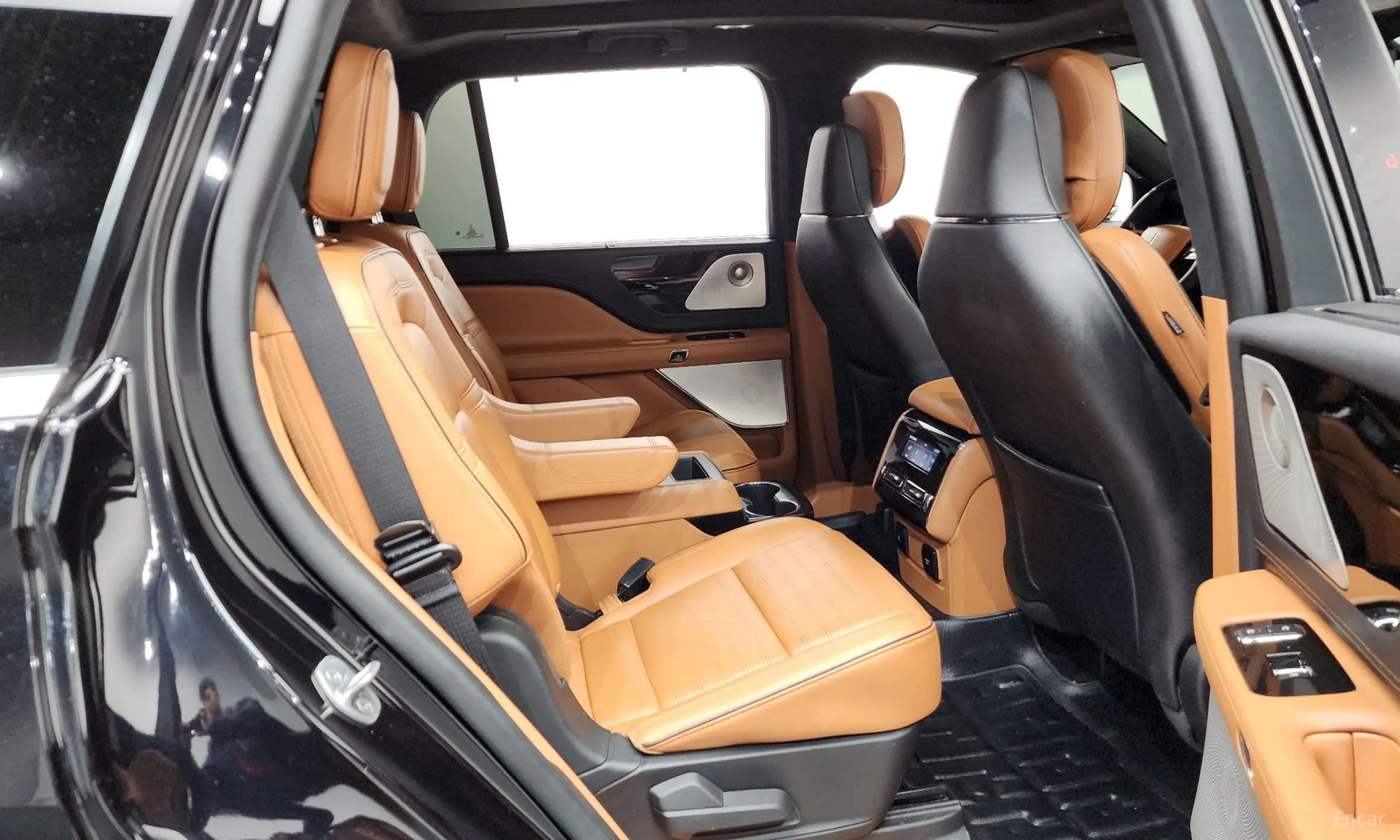 Lincoln Aviator 2nd Generation превью 12
