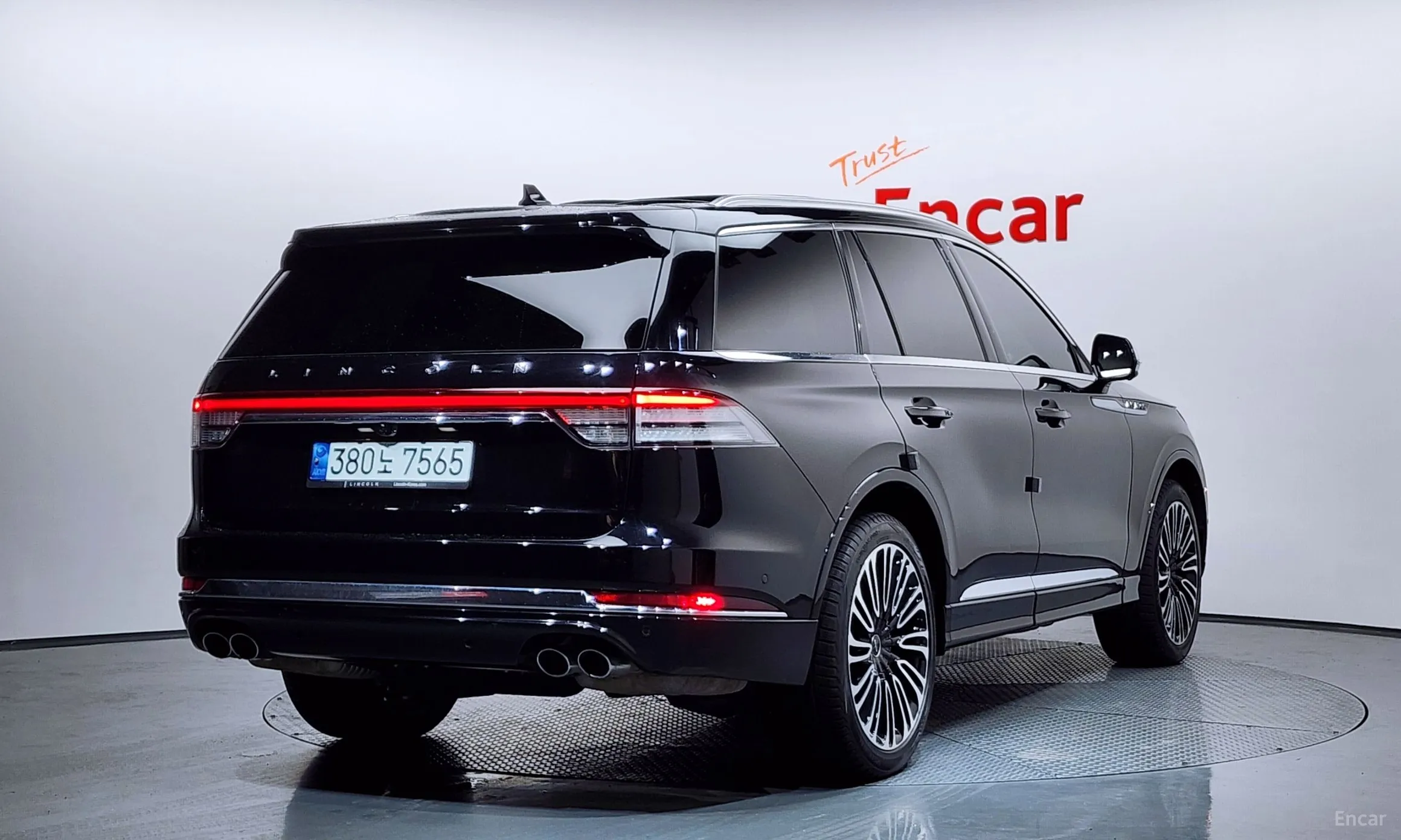 Lincoln Aviator 2nd Generation превью 2