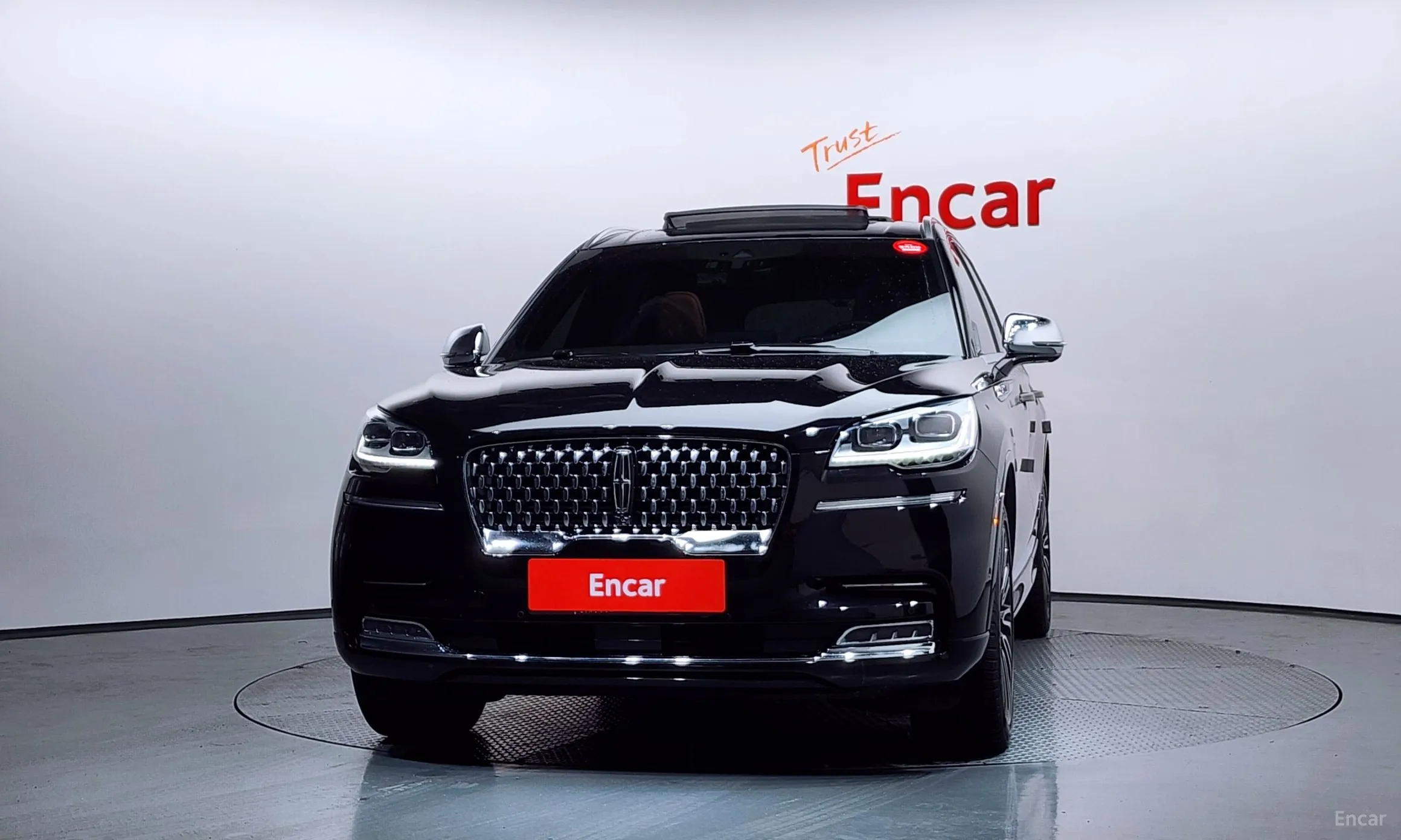 Lincoln Aviator 2nd Generation превью 3