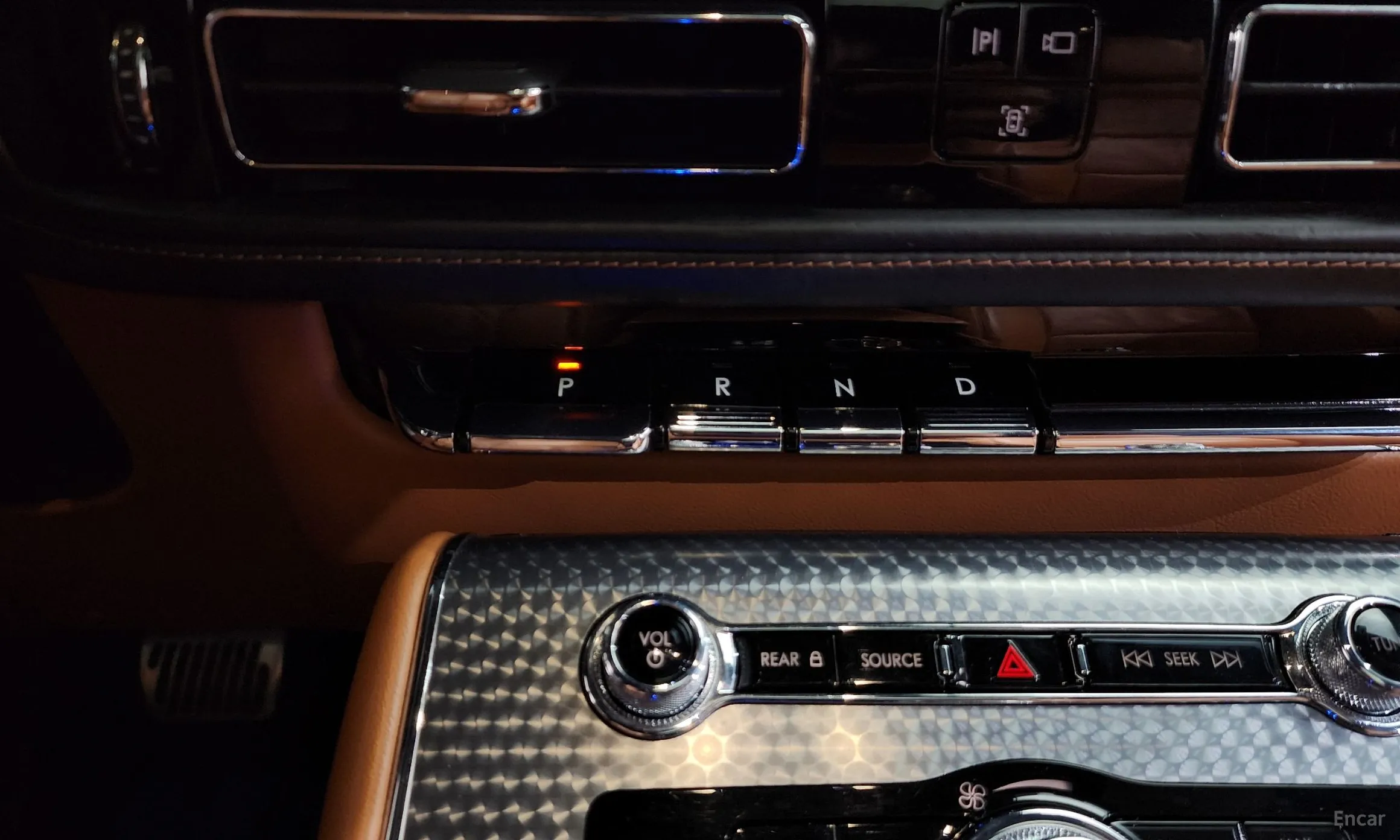 Lincoln Aviator 2nd Generation превью 9