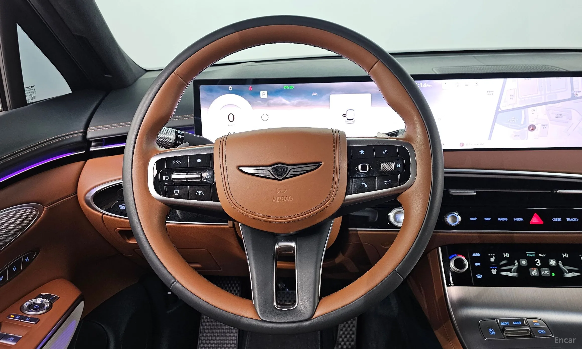 Genesis GV70 превью 14