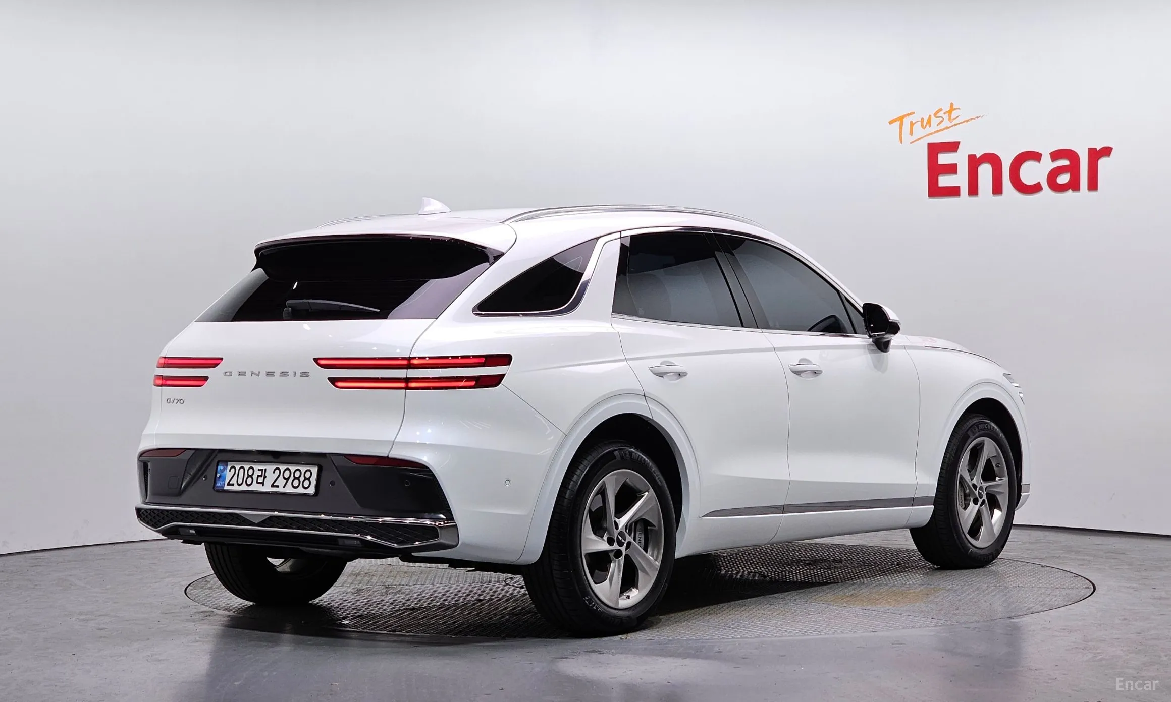 Genesis GV70 превью 2