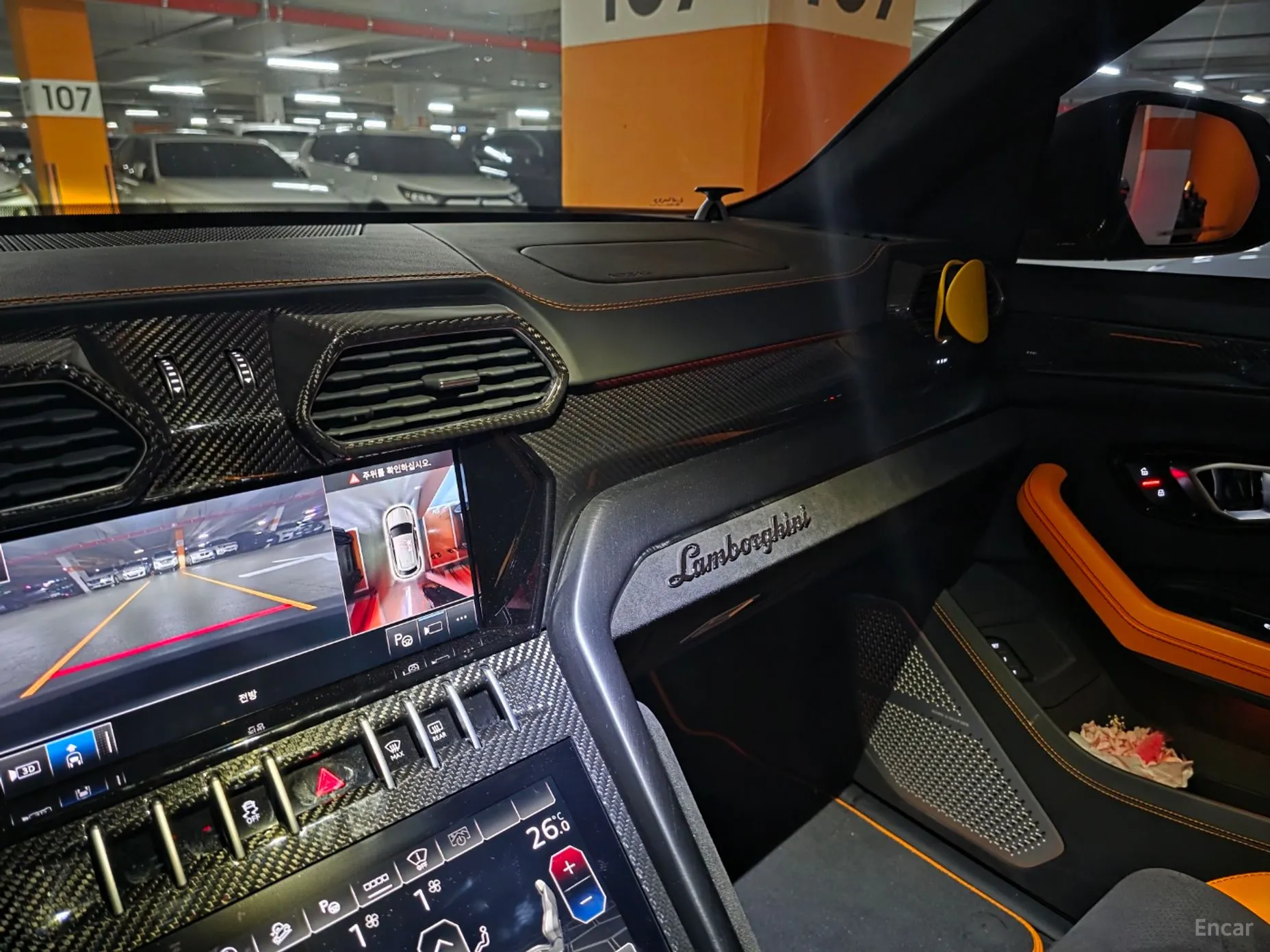 Lamborghini Urus превью 8