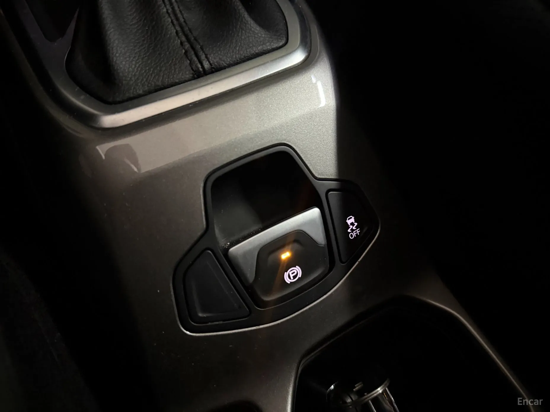 Jeep Renegade превью 16