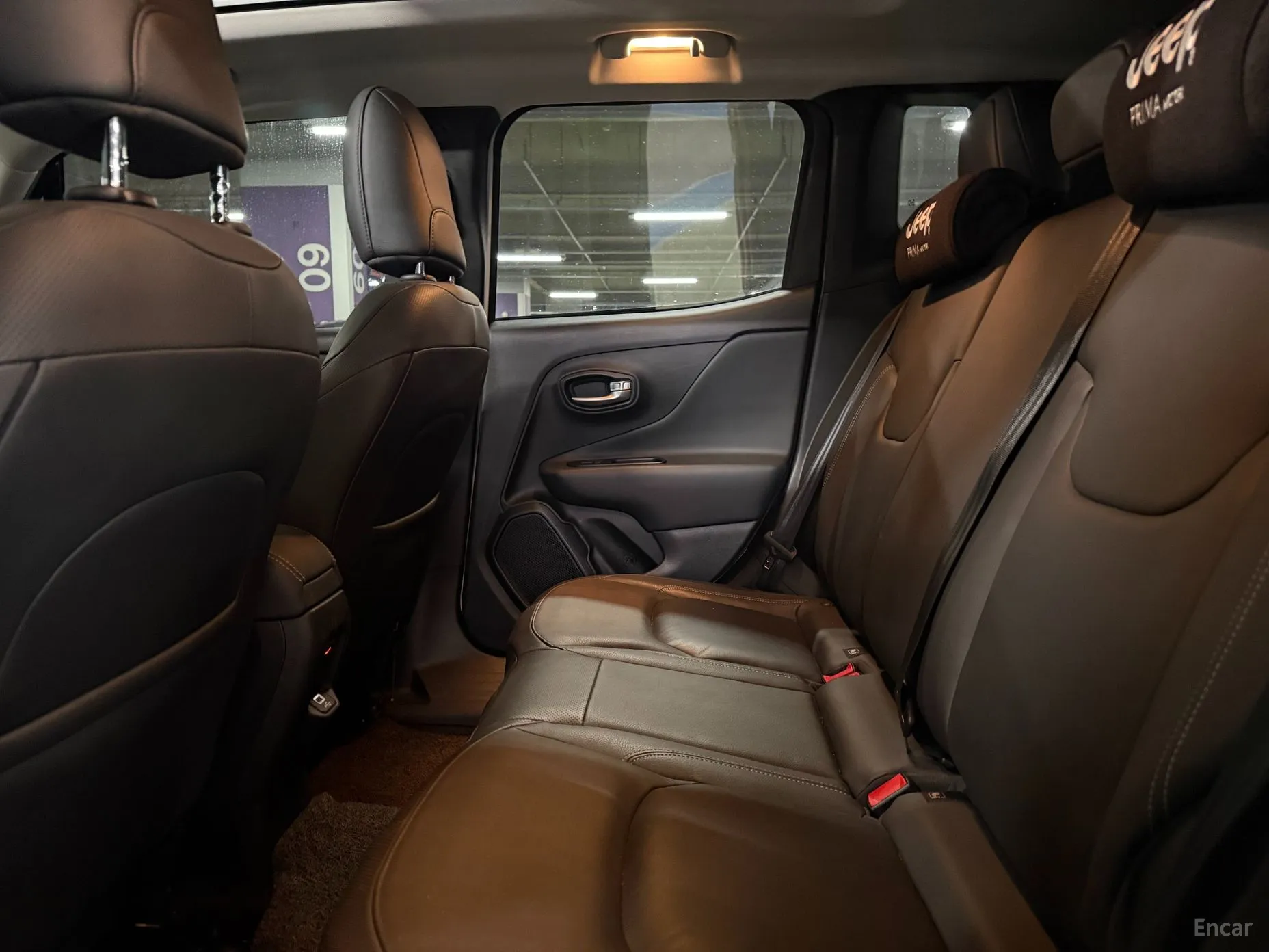 Jeep Renegade превью 6