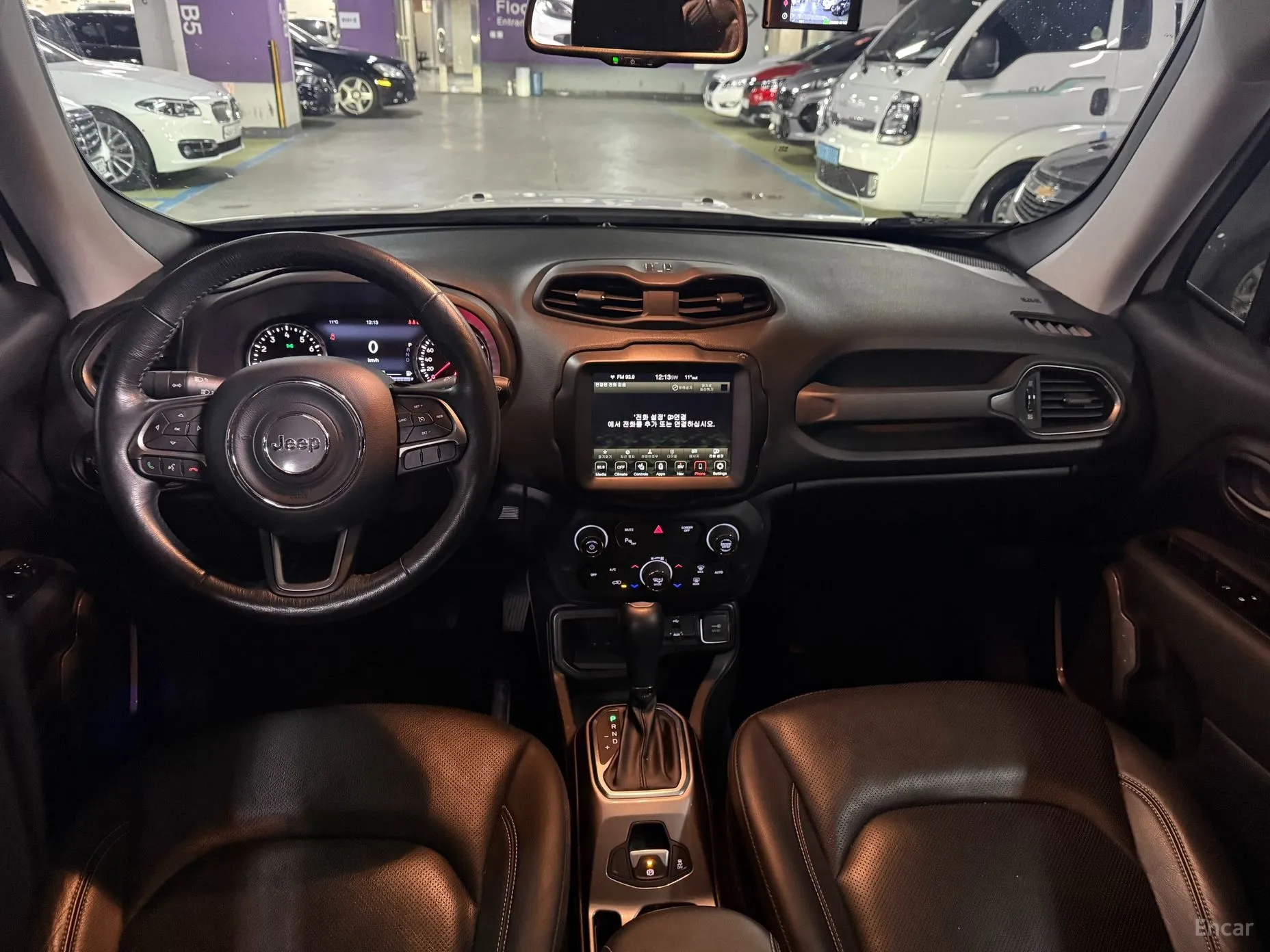 Jeep Renegade превью 7