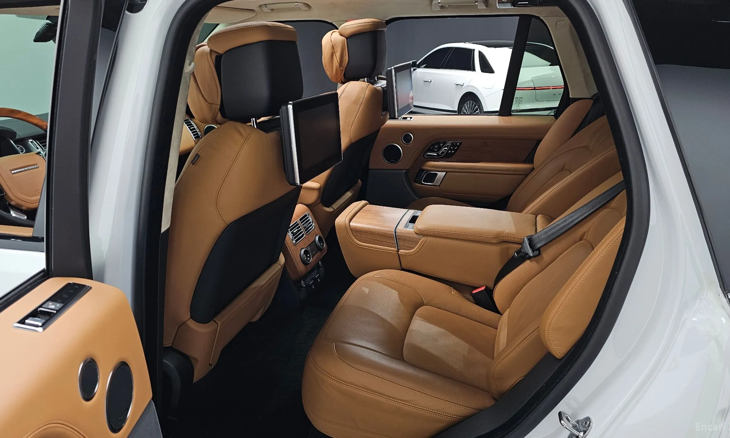 Land Rover Range Rover 4th Generation превью 12