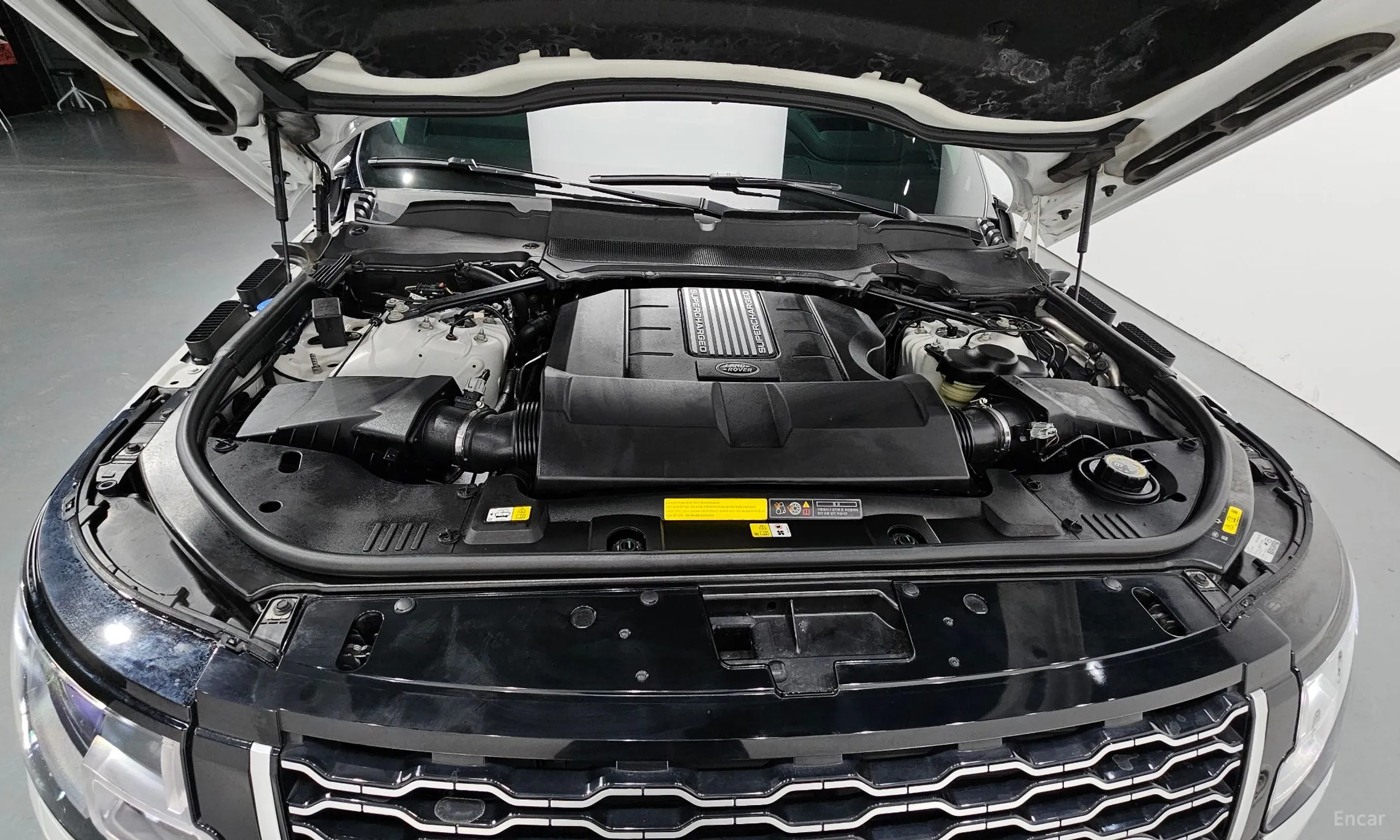 Land Rover Range Rover 4th Generation превью 6