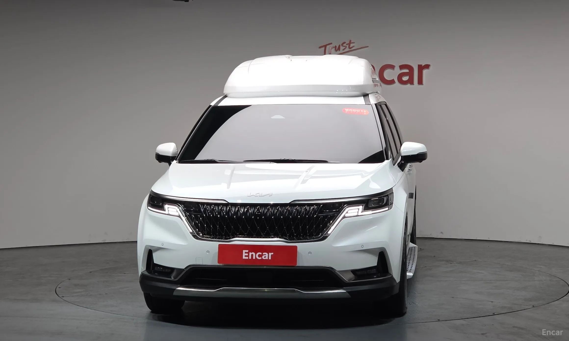 Kia Carnival Gen 4 превью 3