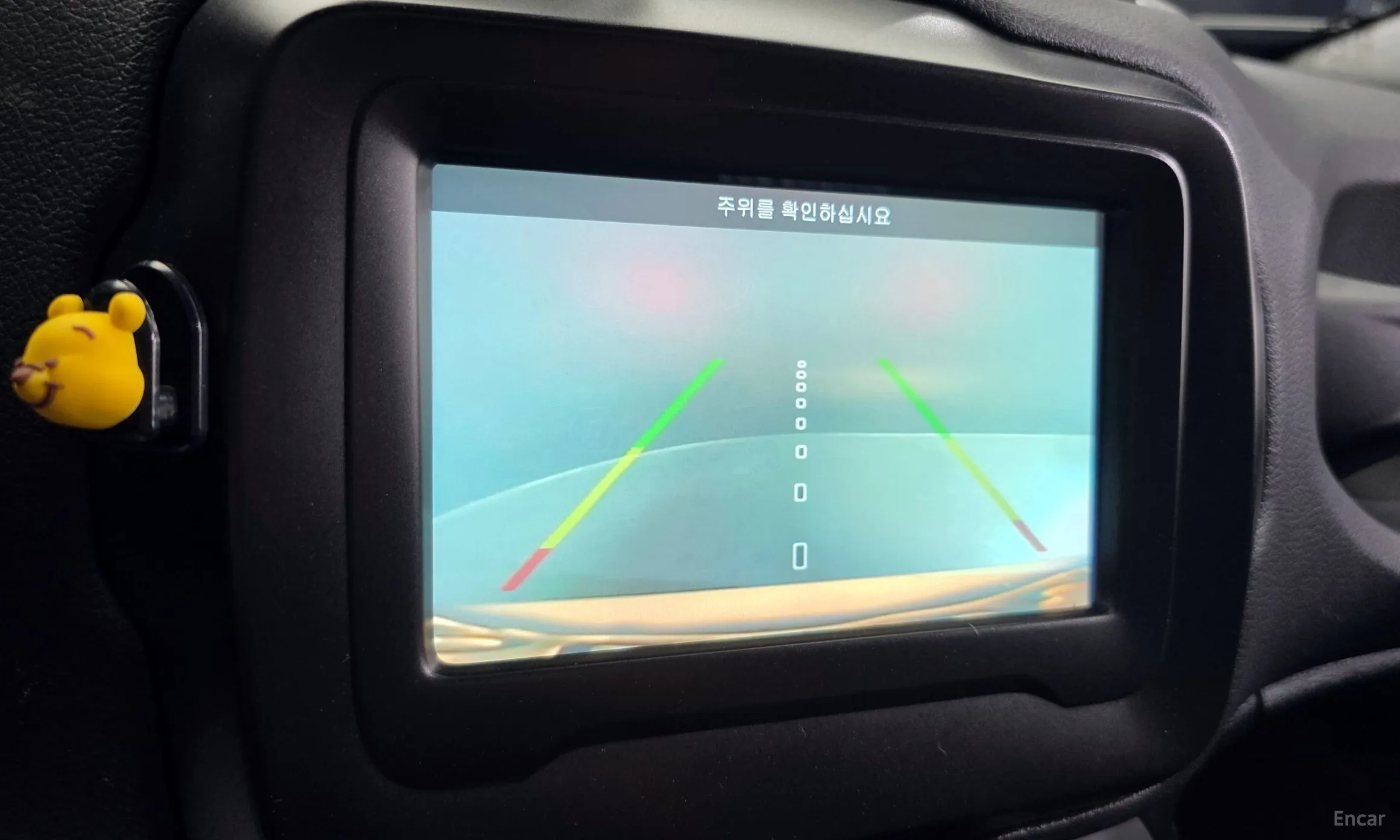 Jeep Renegade превью 16