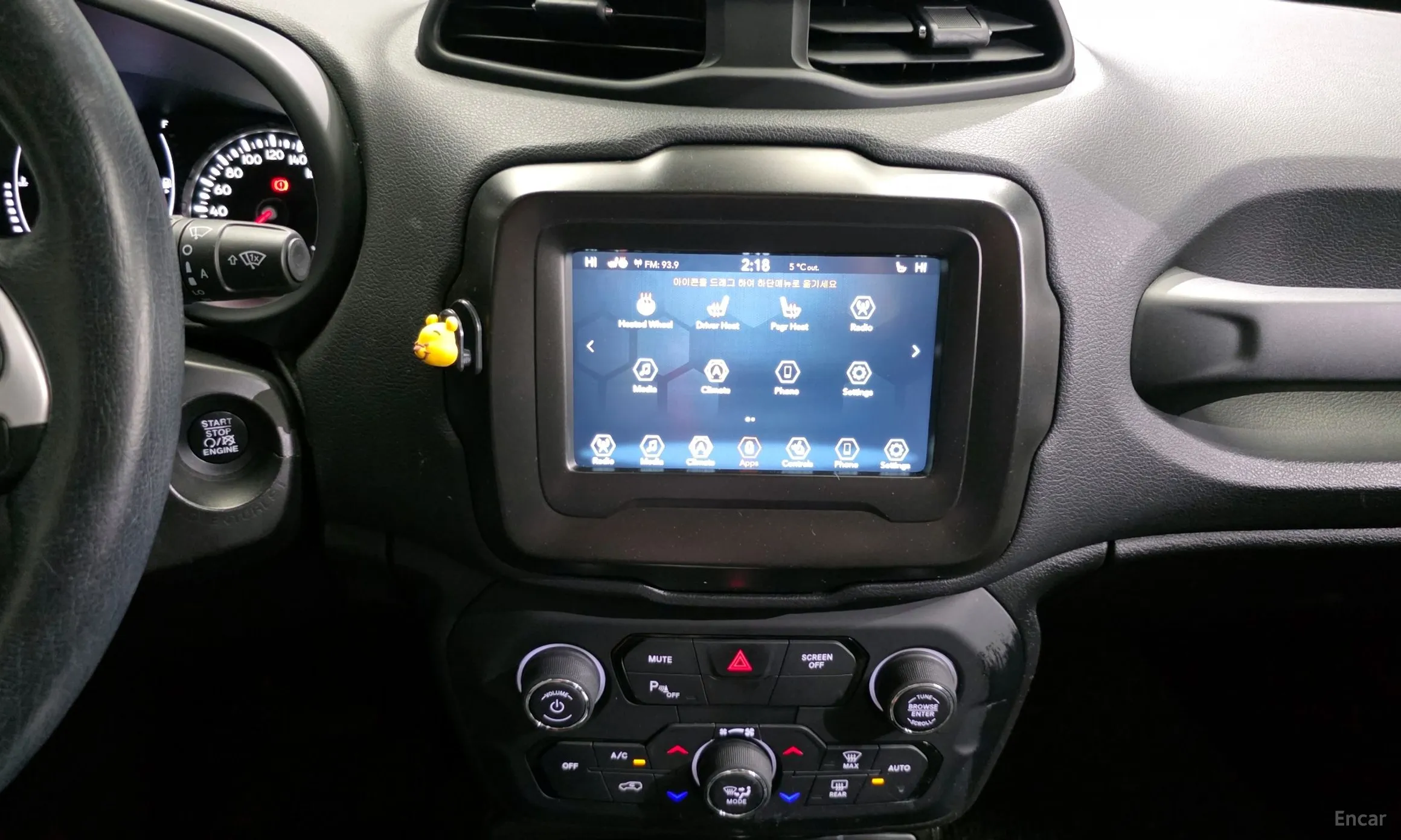 Jeep Renegade превью 17
