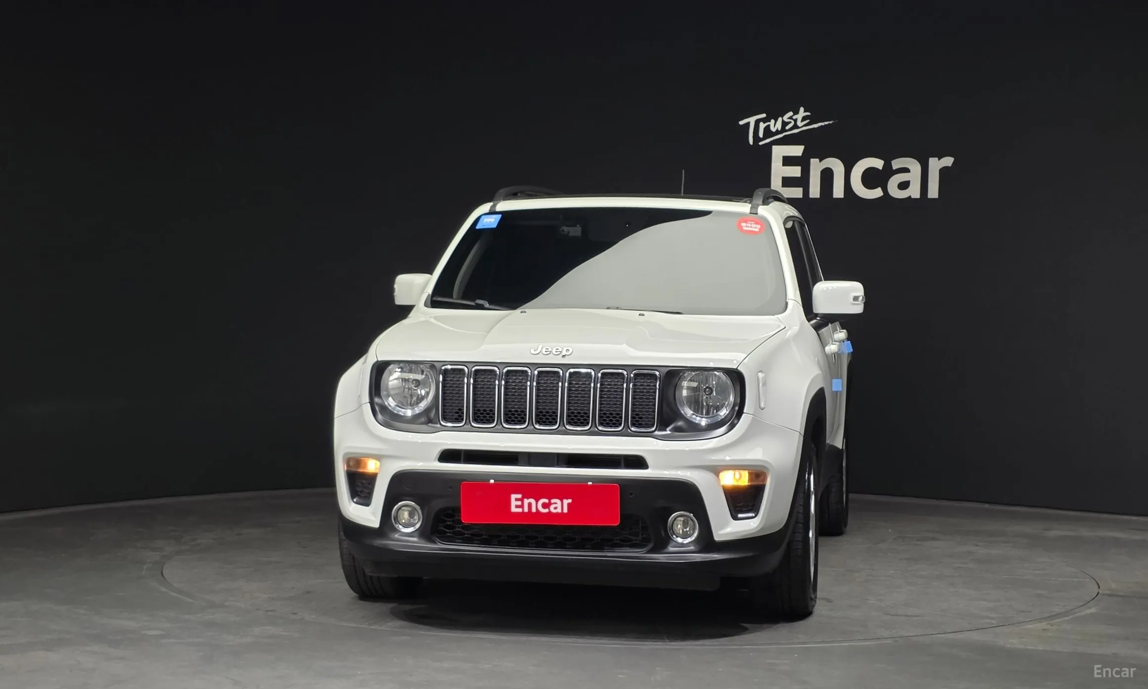Jeep Renegade превью 3