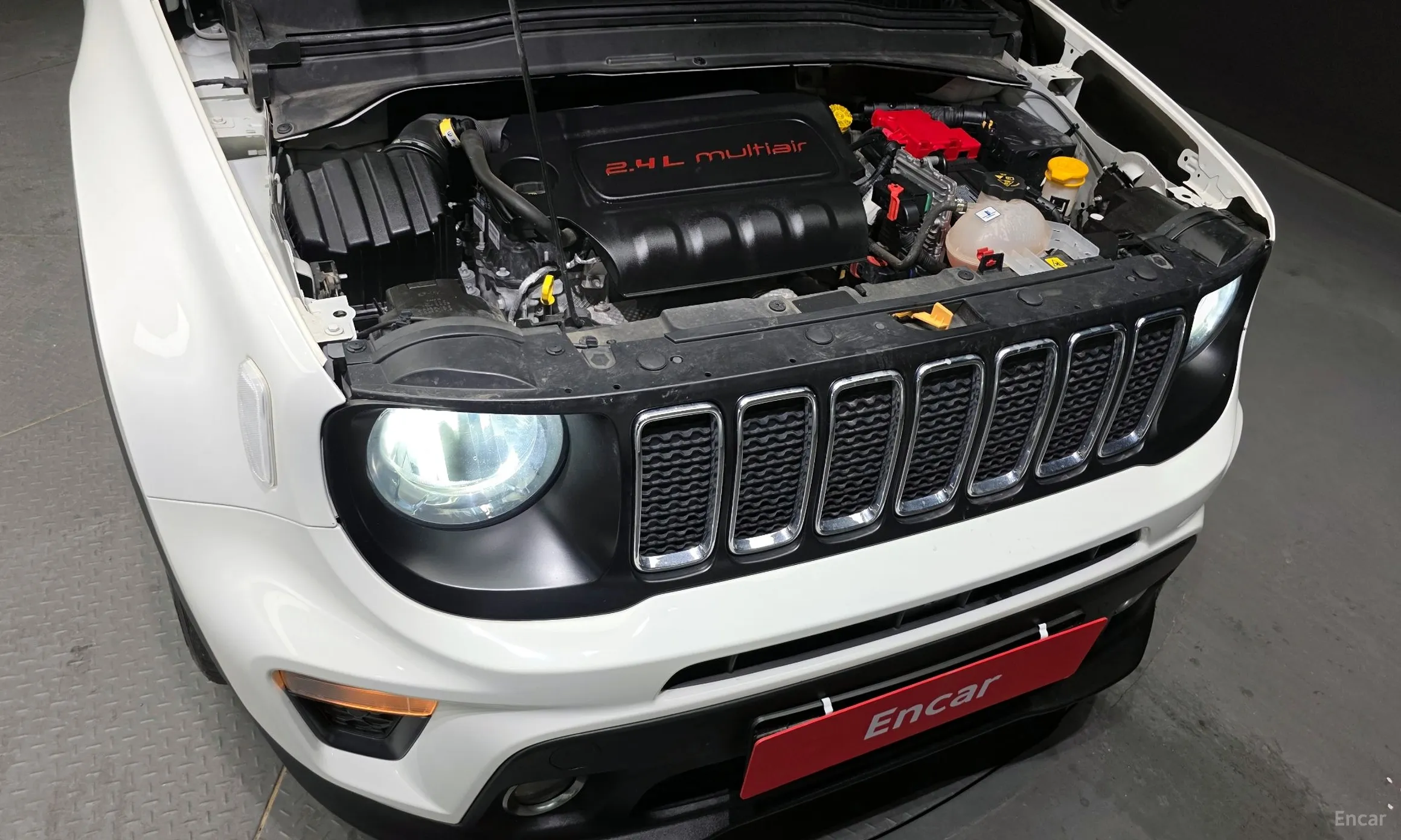 Jeep Renegade превью 6