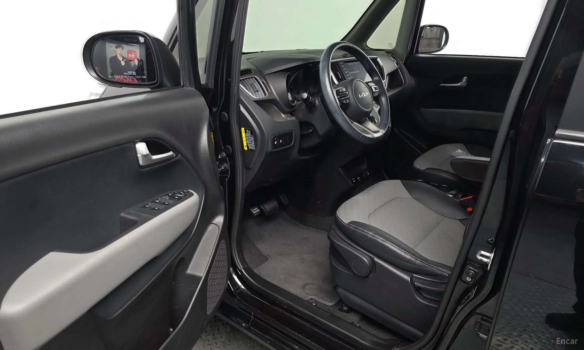 Kia Ray превью 11