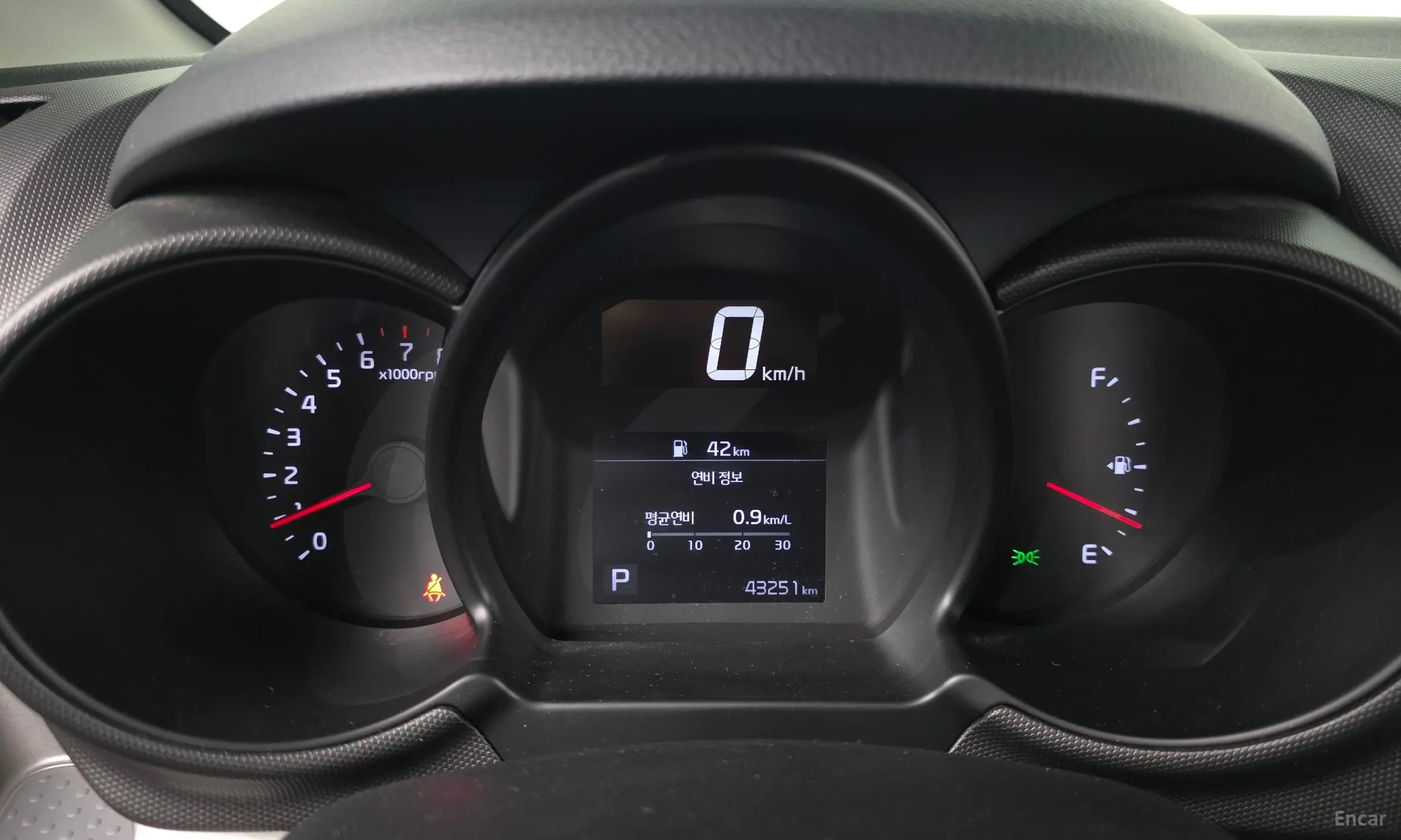 Kia Ray превью 8