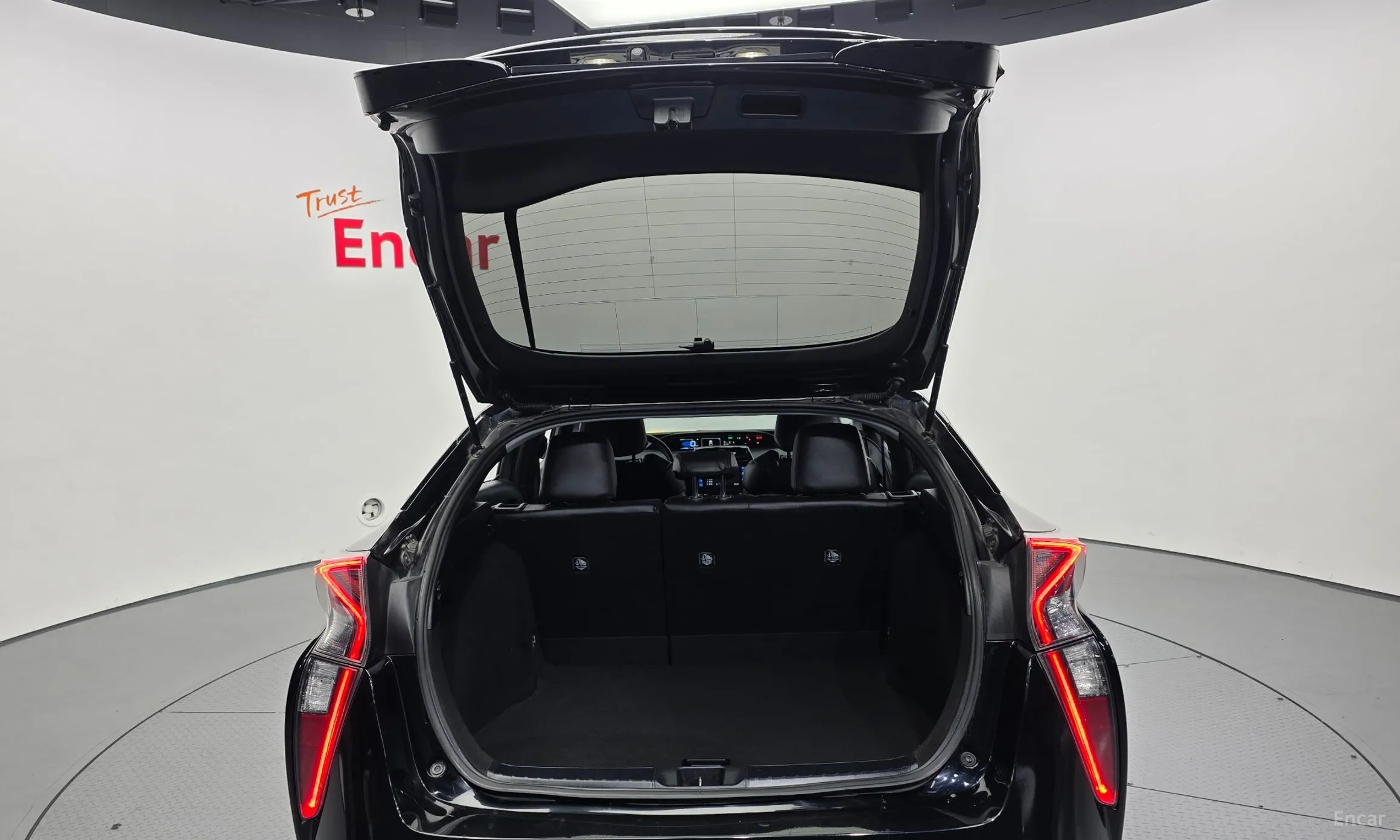 Toyota Prius 4th Generation превью 20