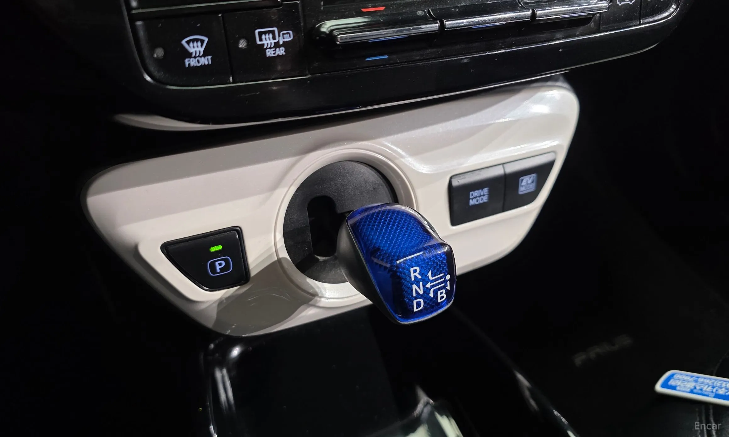 Toyota Prius 4th Generation превью 9