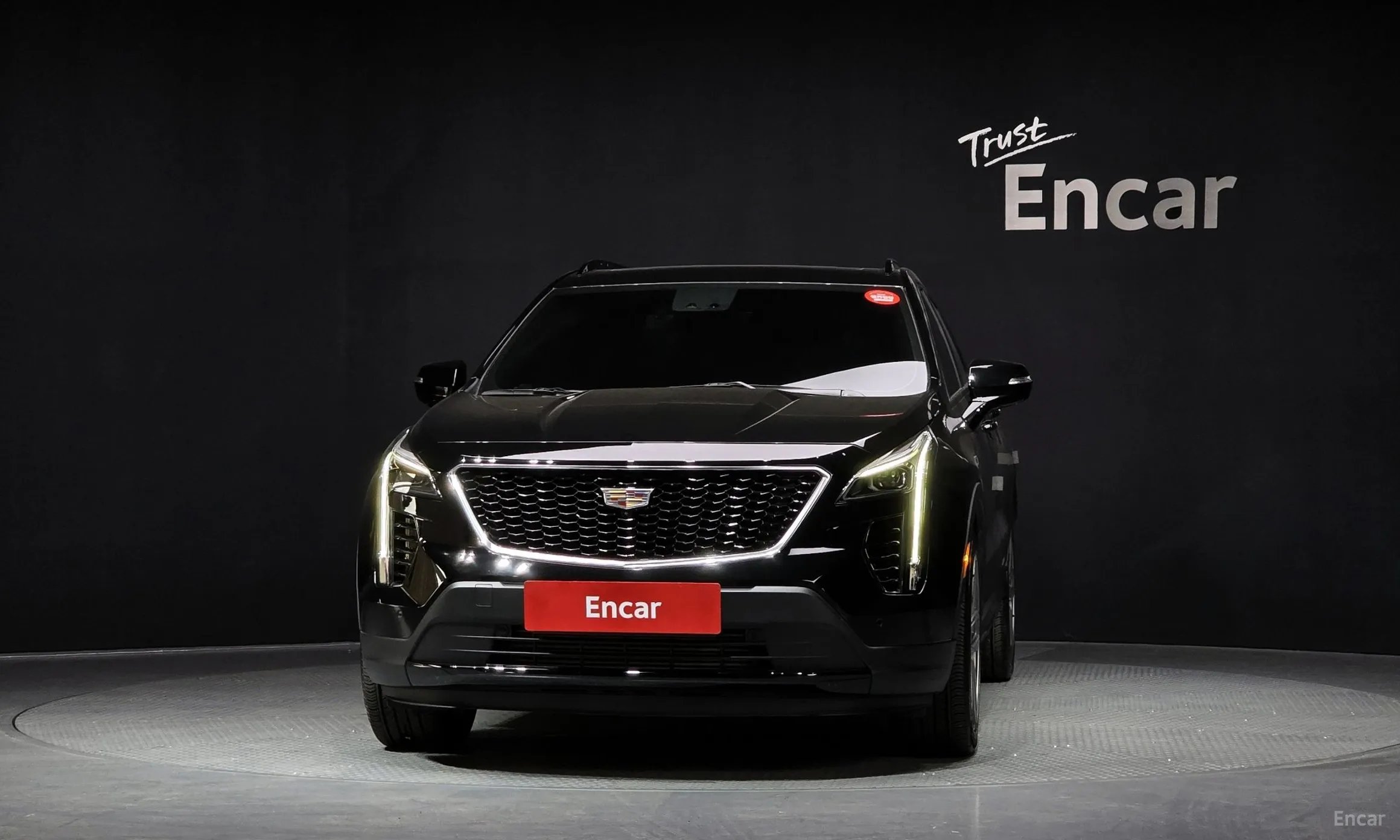 Cadillac XT4 превью 3