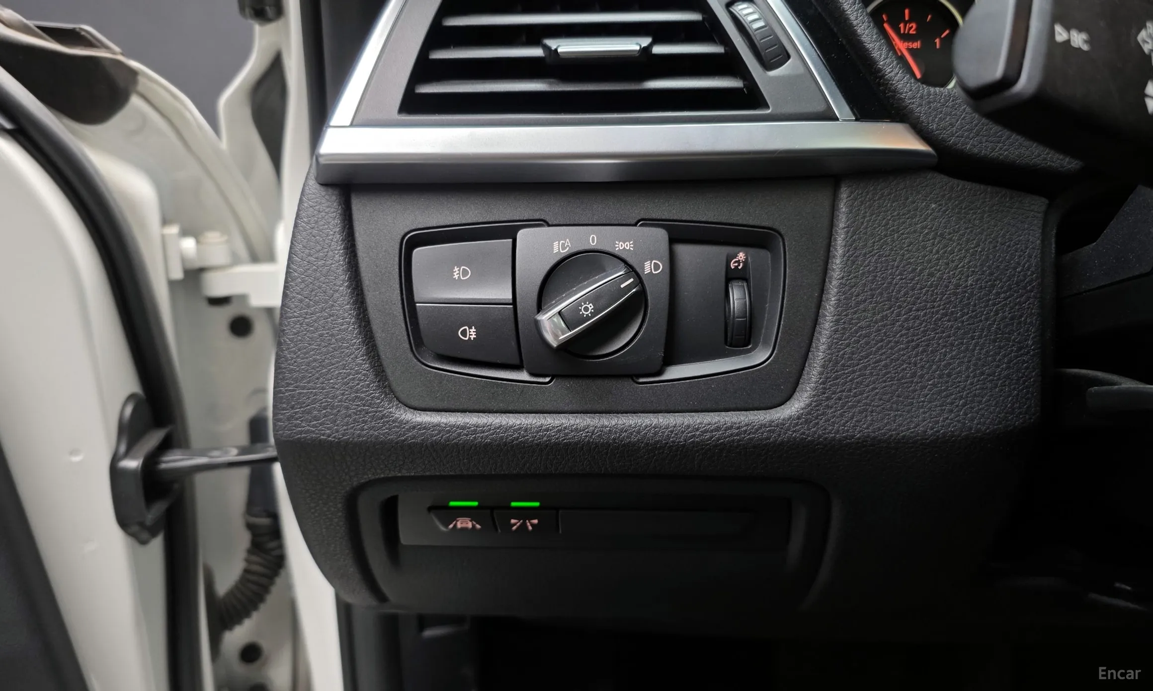 BMW 3 Series (F30) превью 17