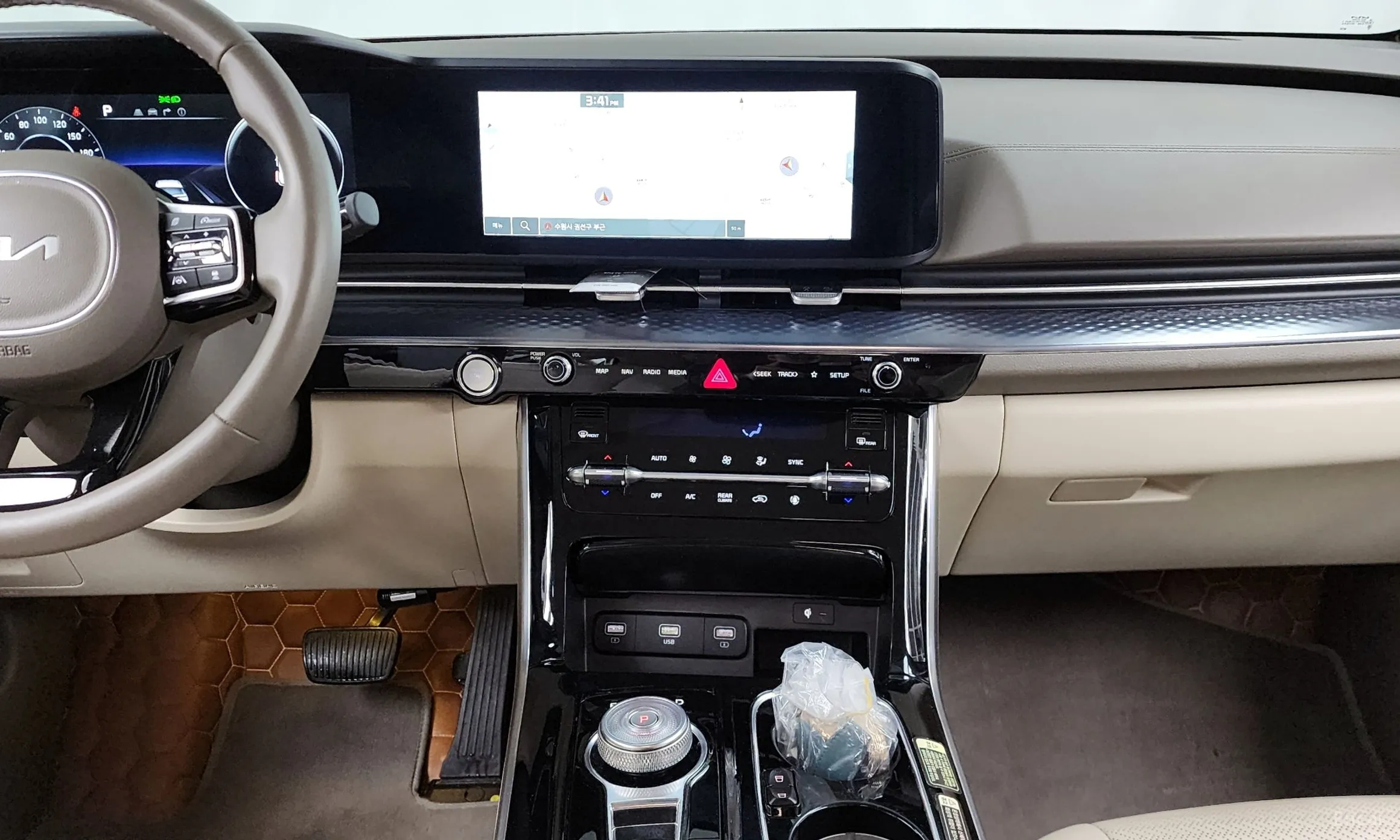 Kia Carnival Gen 4 превью 14