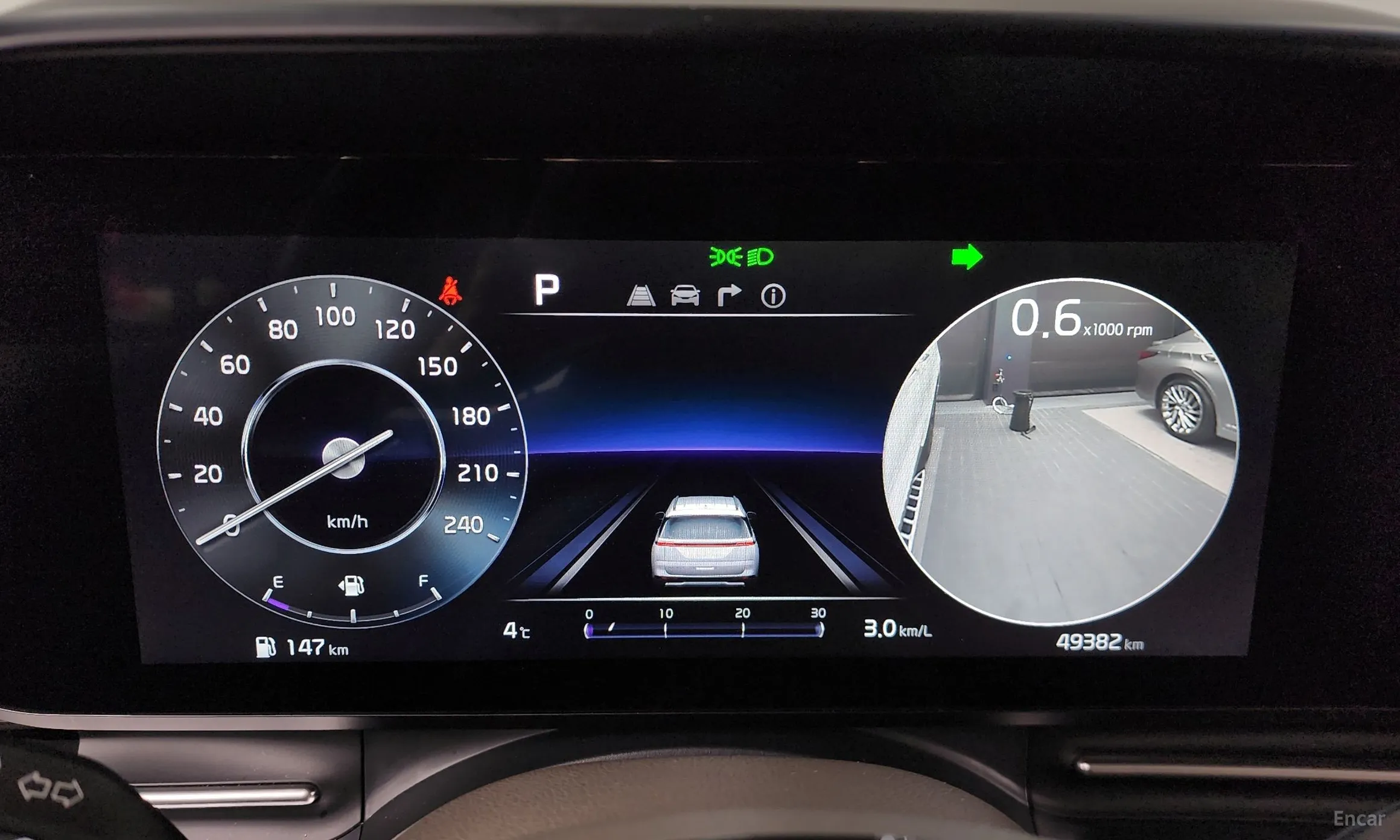 Kia Carnival Gen 4 превью 8