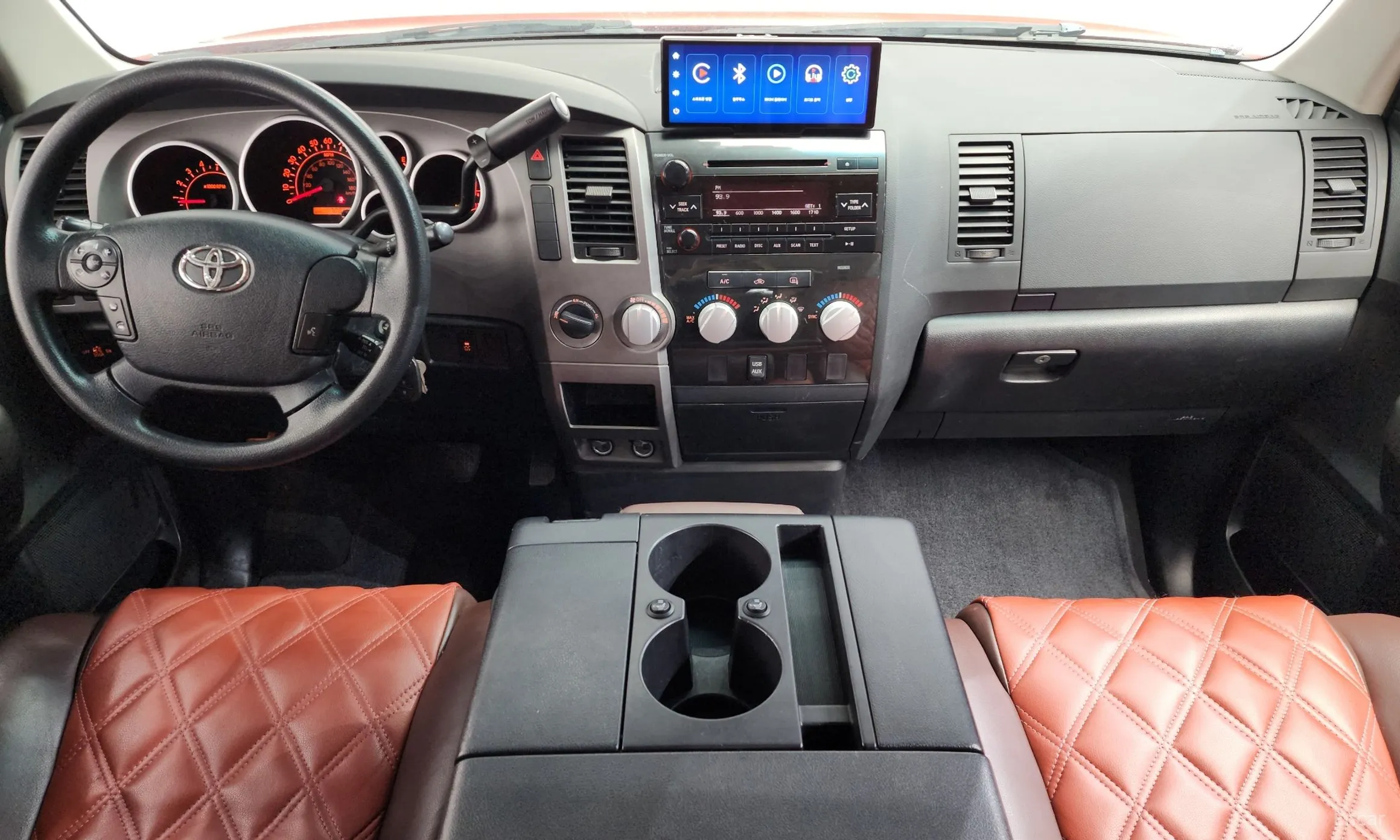 Toyota tundra превью 7
