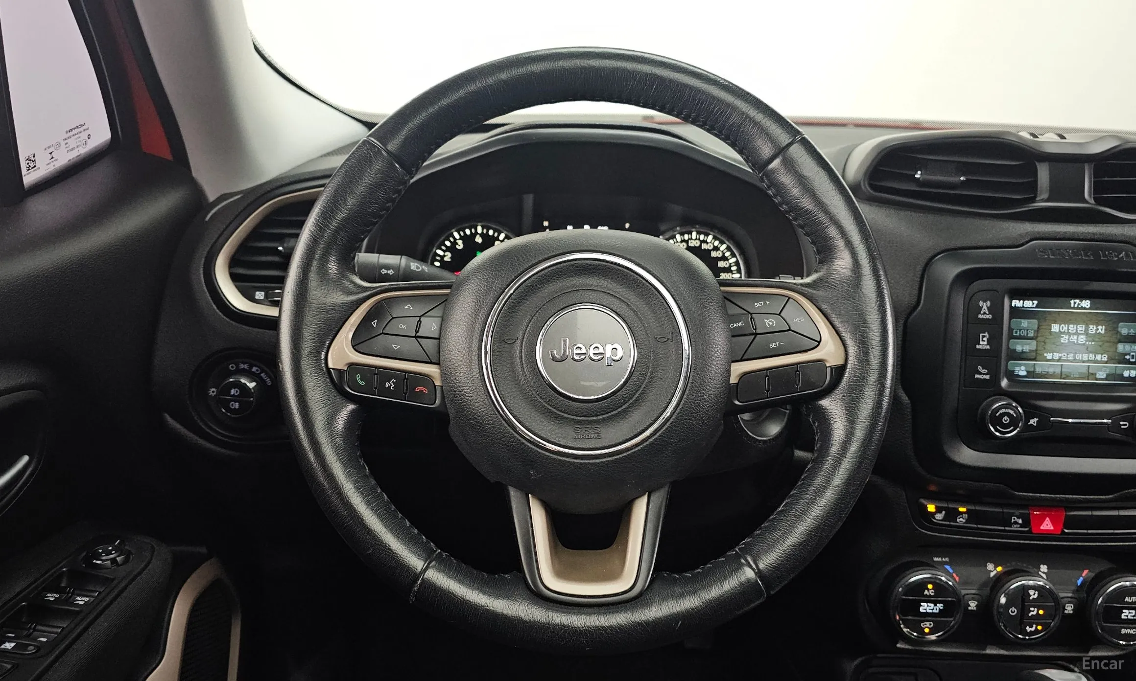 Jeep Renegade превью 13