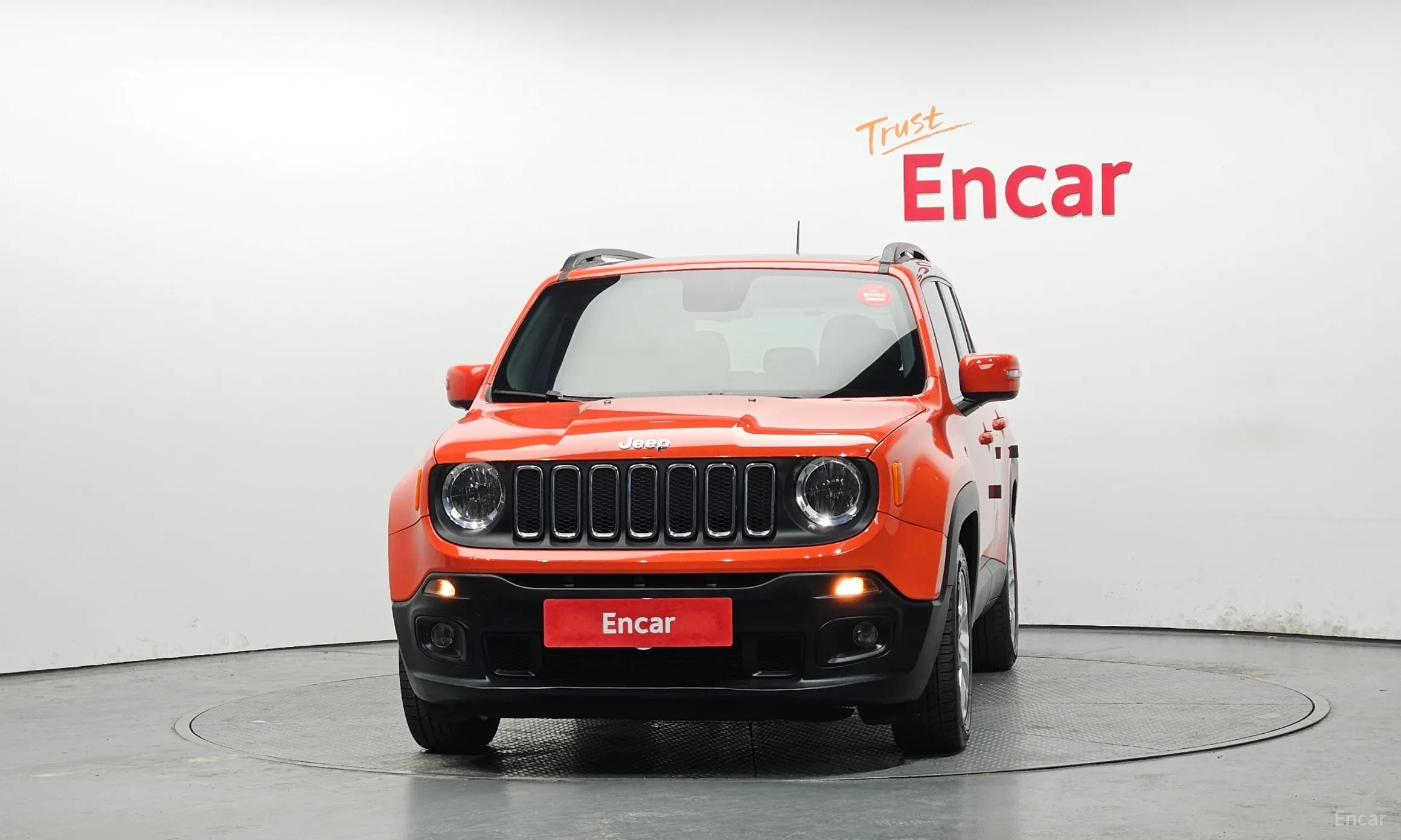 Jeep Renegade превью 3