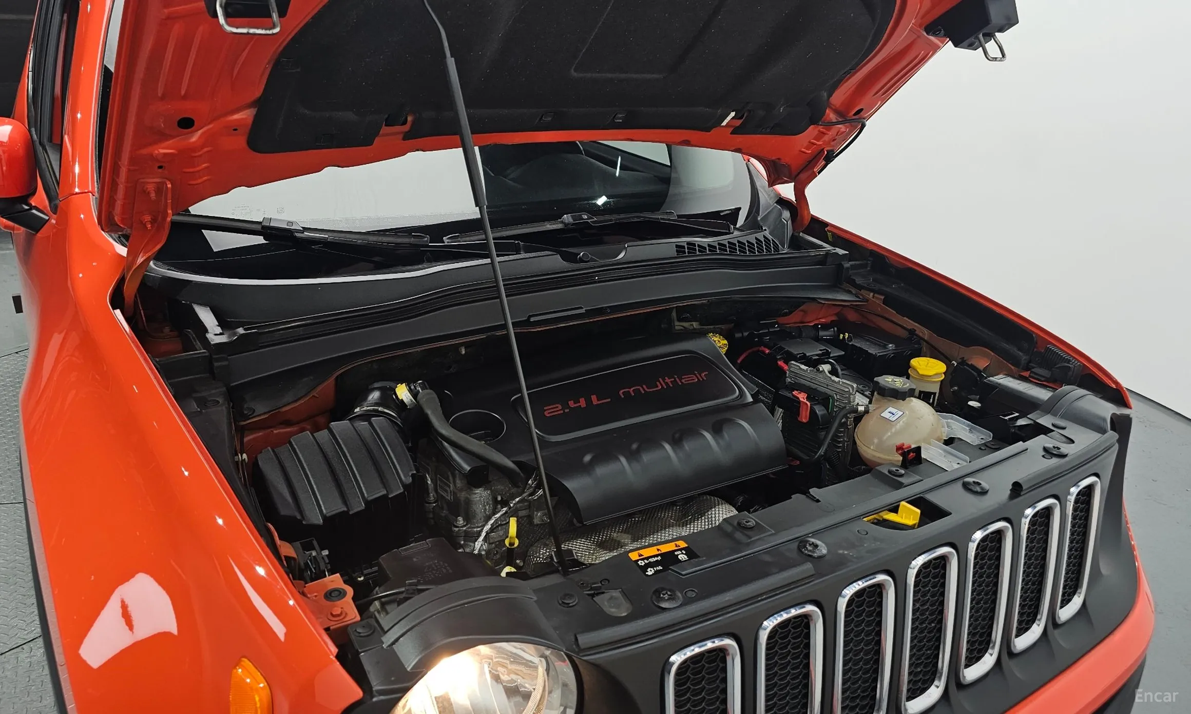 Jeep Renegade превью 6