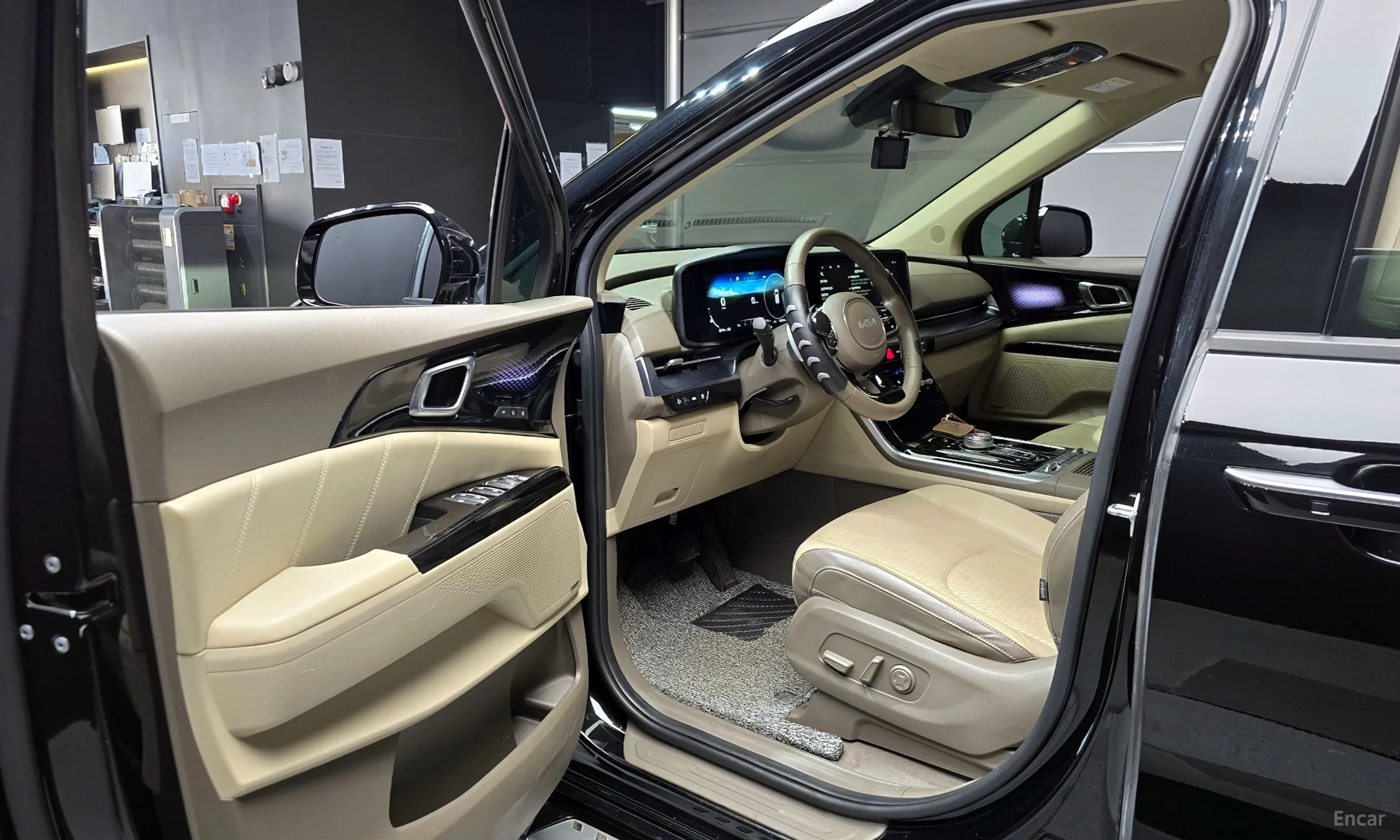Kia Carnival Gen 4 превью 11