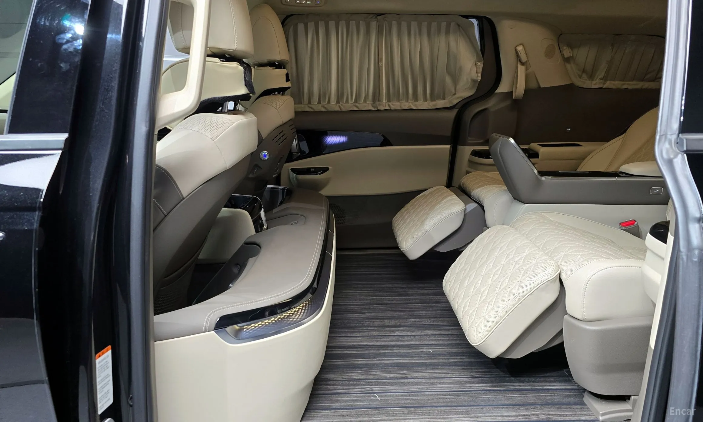 Kia Carnival Gen 4 превью 13