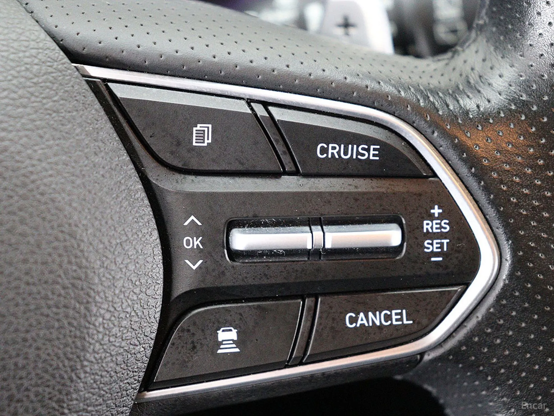 Hyundai Santa Fe TM превью 10