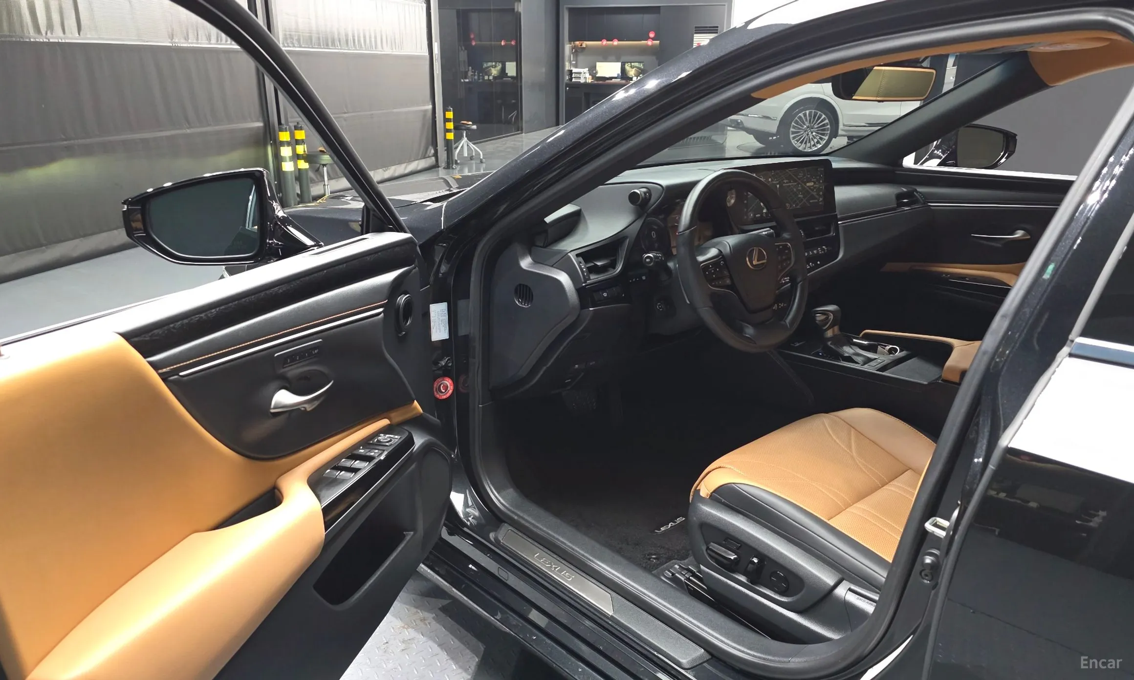 Lexus ES300h 7th Generation превью 10