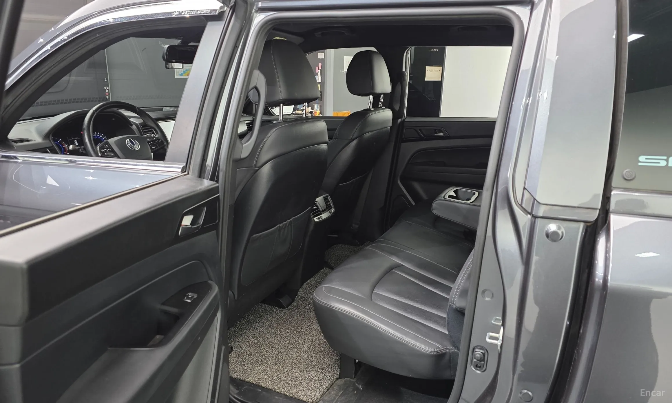 KG Mobility (SsangYong) Rexton Sports превью 11