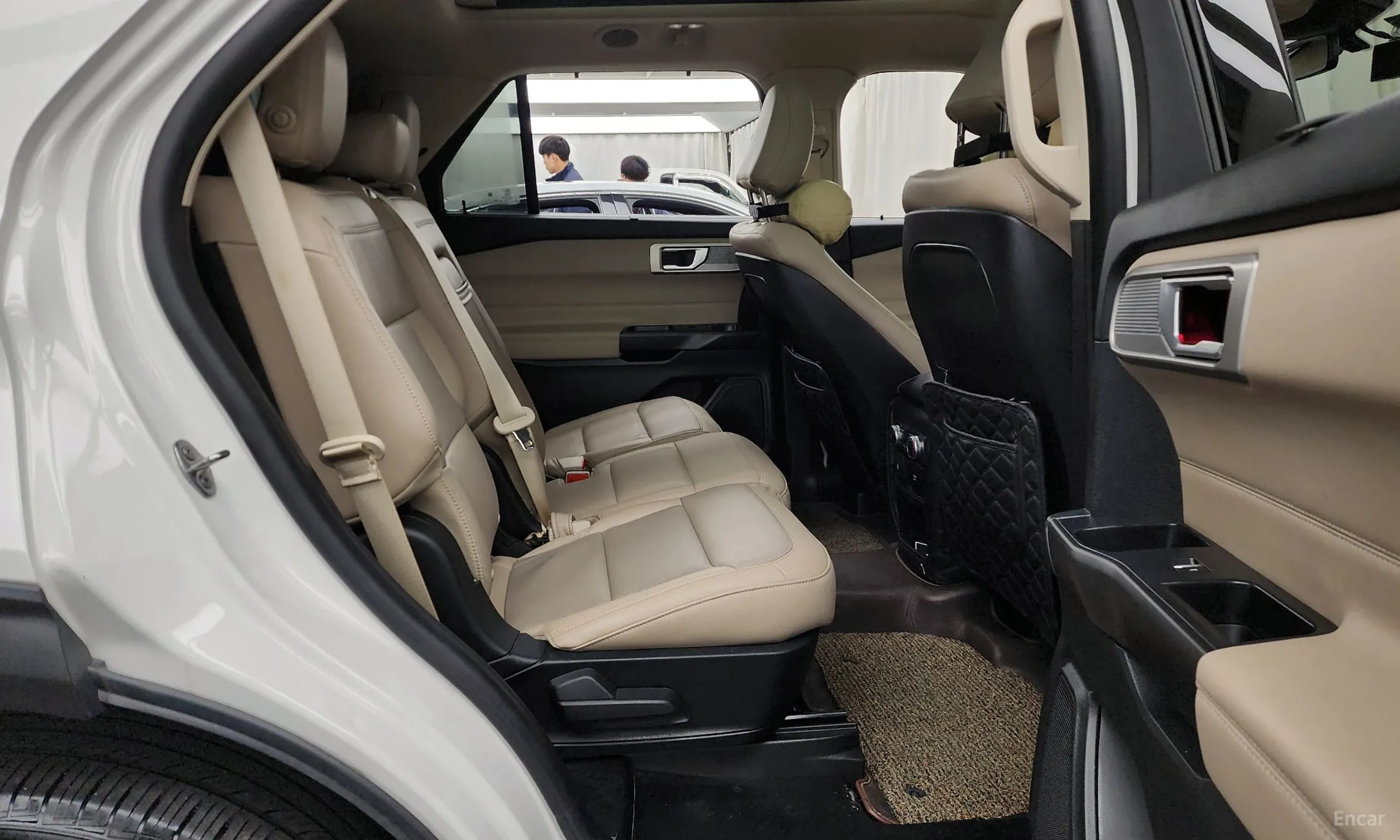Ford Explorer 6th Generation превью 12