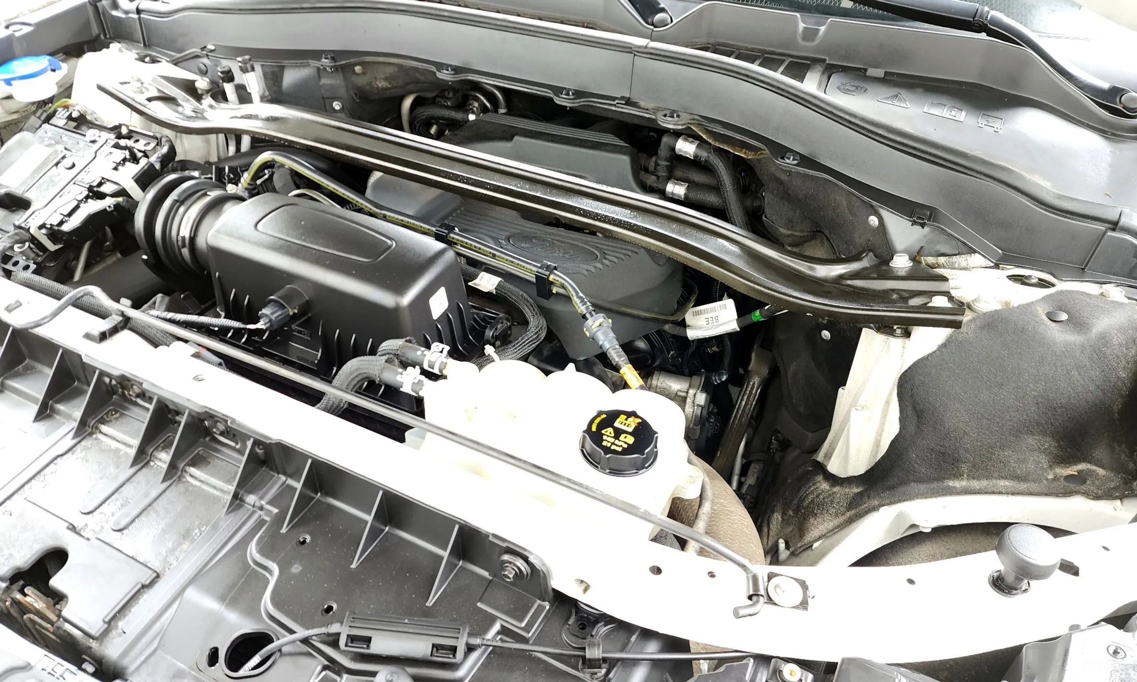 Ford Explorer 6th Generation превью 6