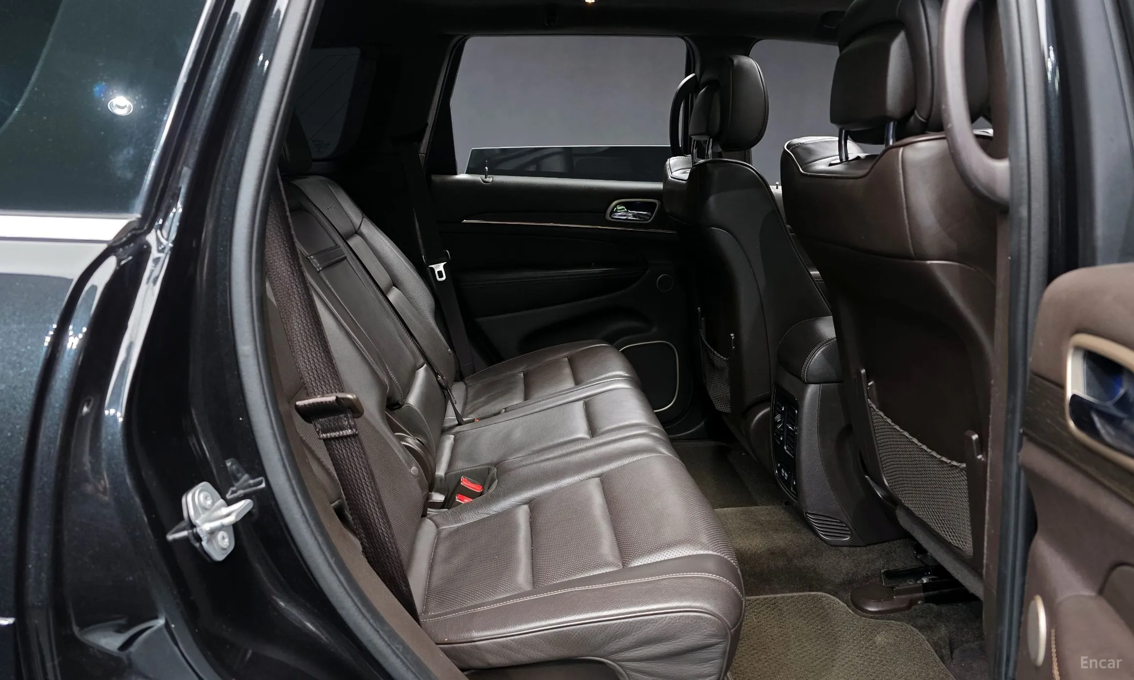 Jeep Grand Cherokee превью 12