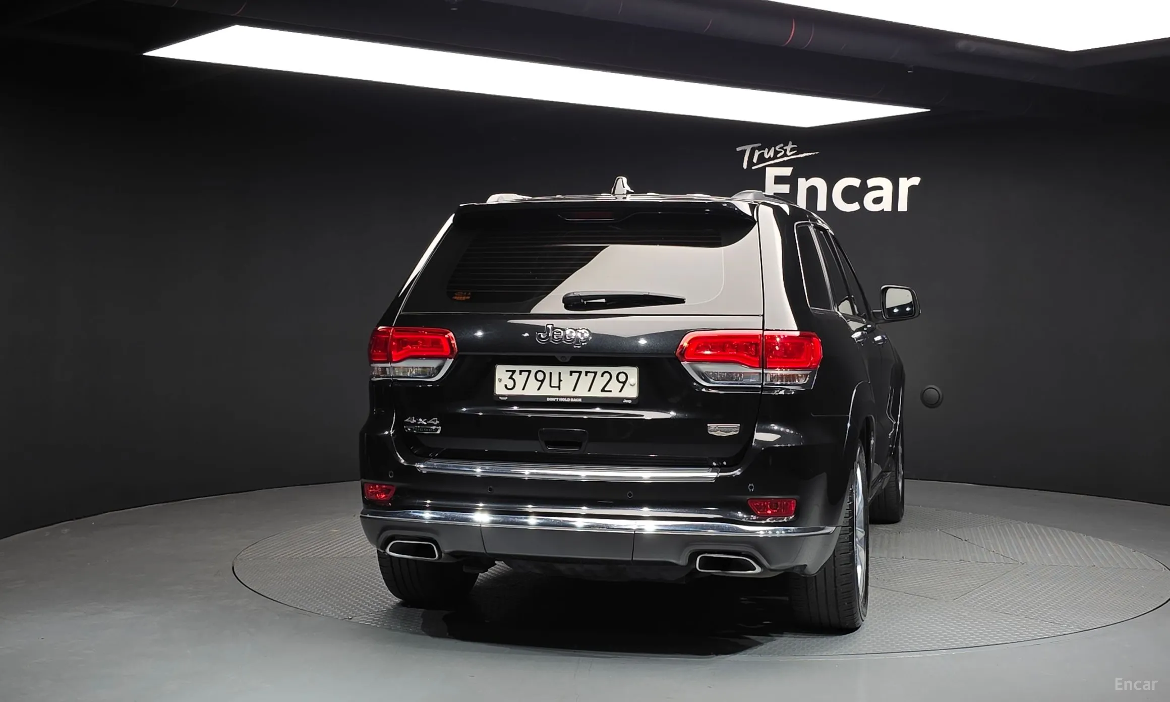 Jeep Grand Cherokee превью 4