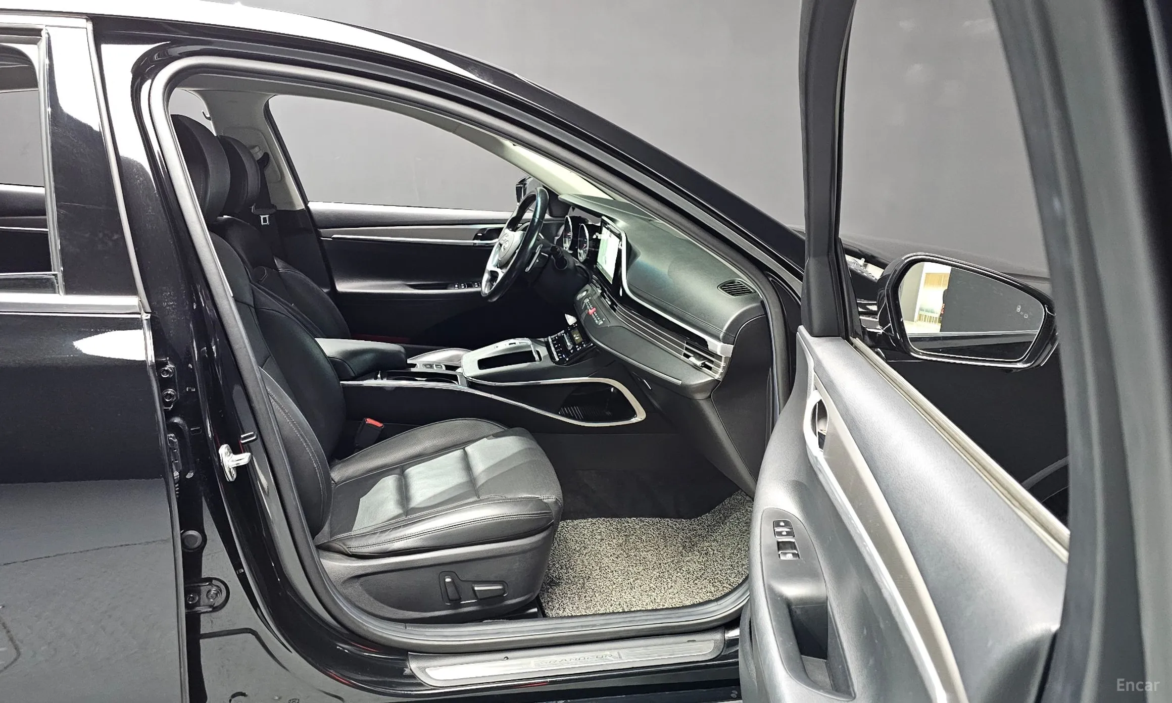 Hyundai Grandeur IG превью 11