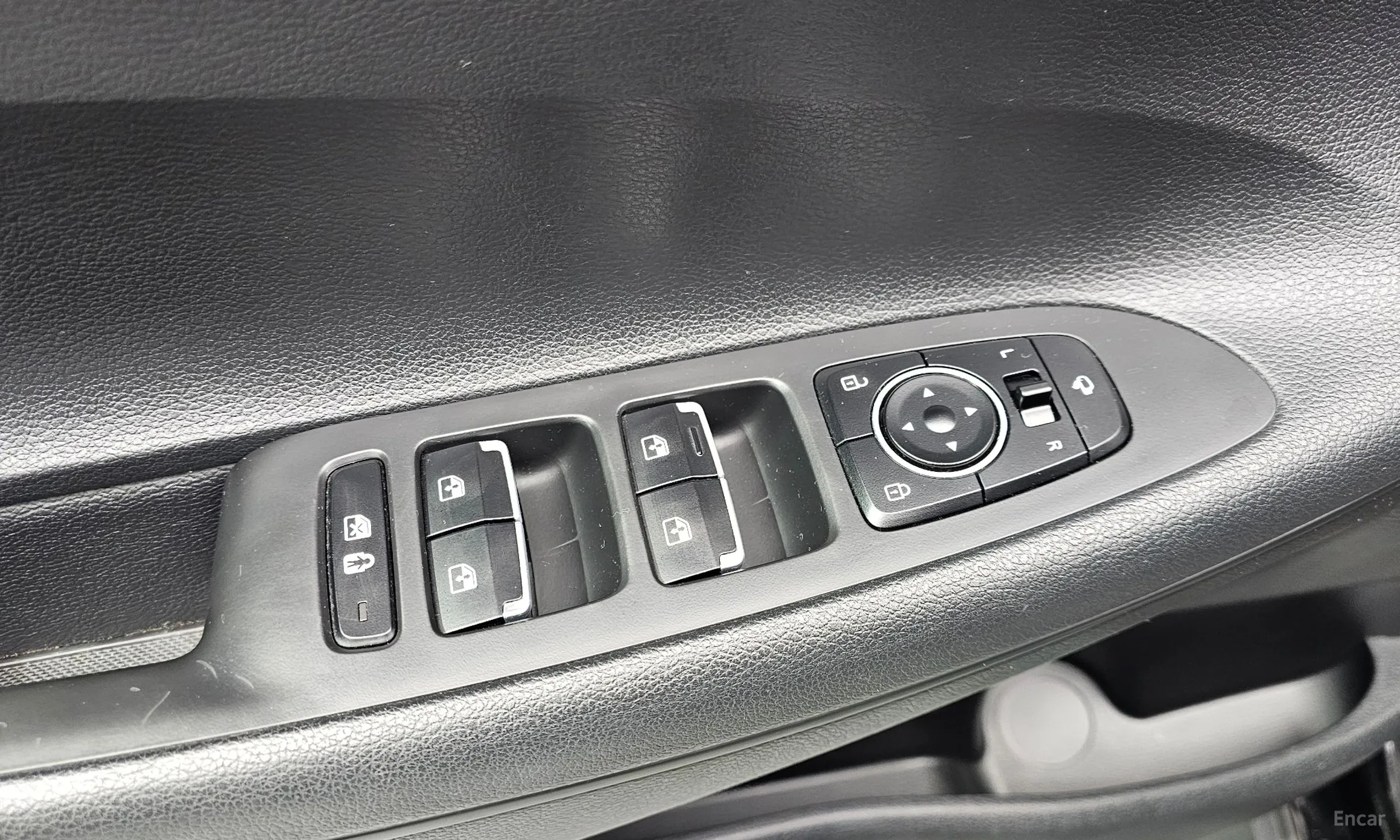 Hyundai Grandeur IG превью 17