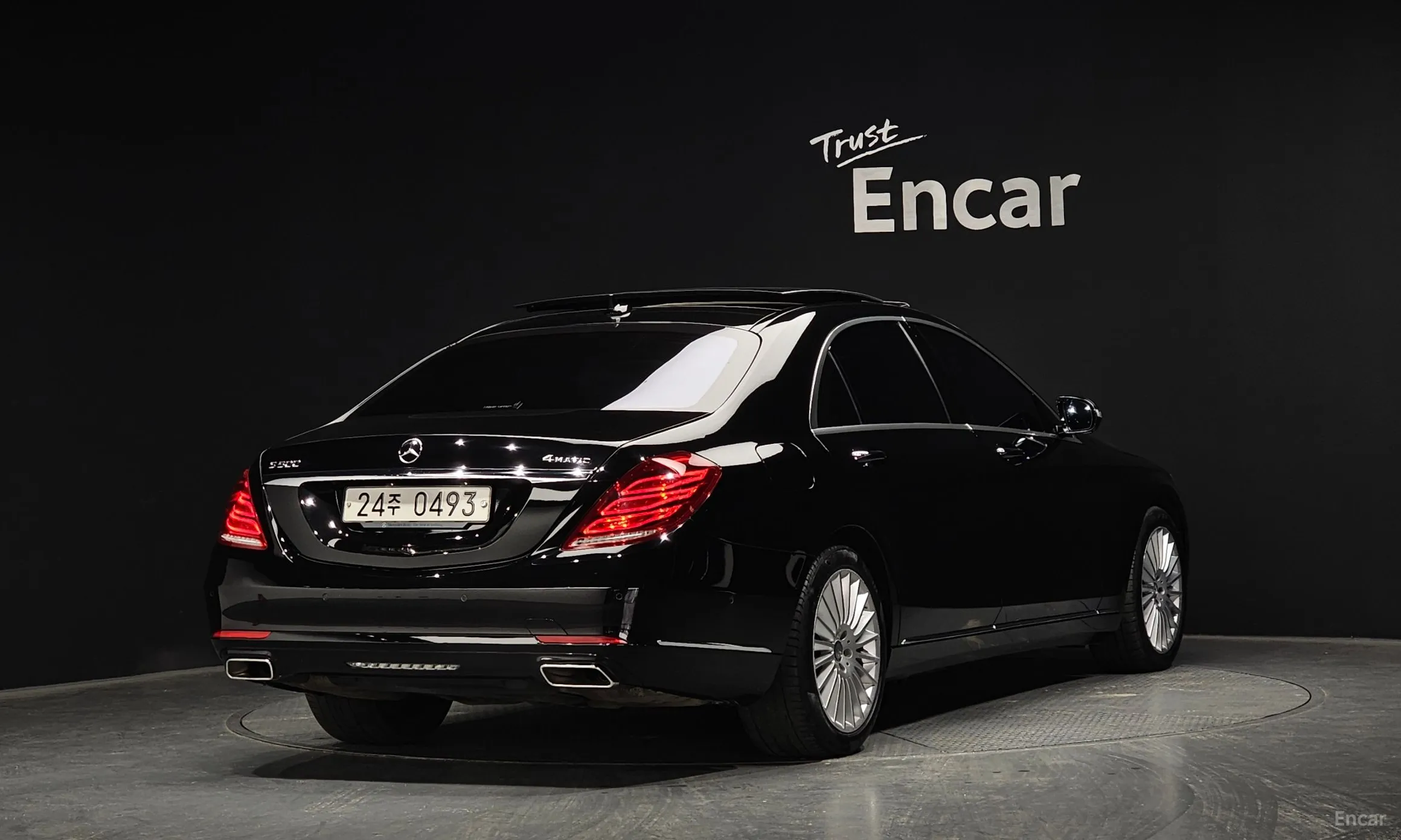 Mercedes Benz S-Class W222