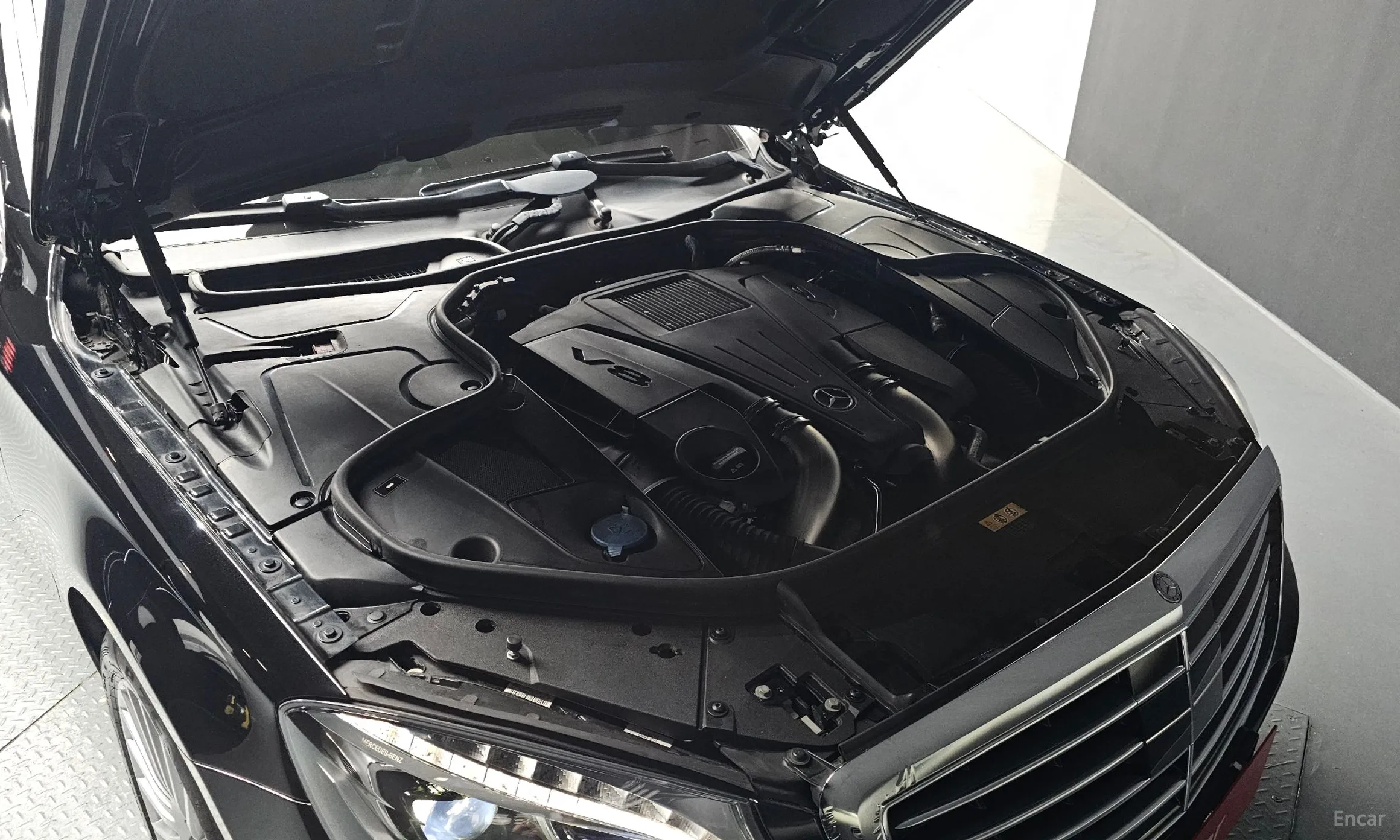 Mercedes Benz S-Class W222 превью 6