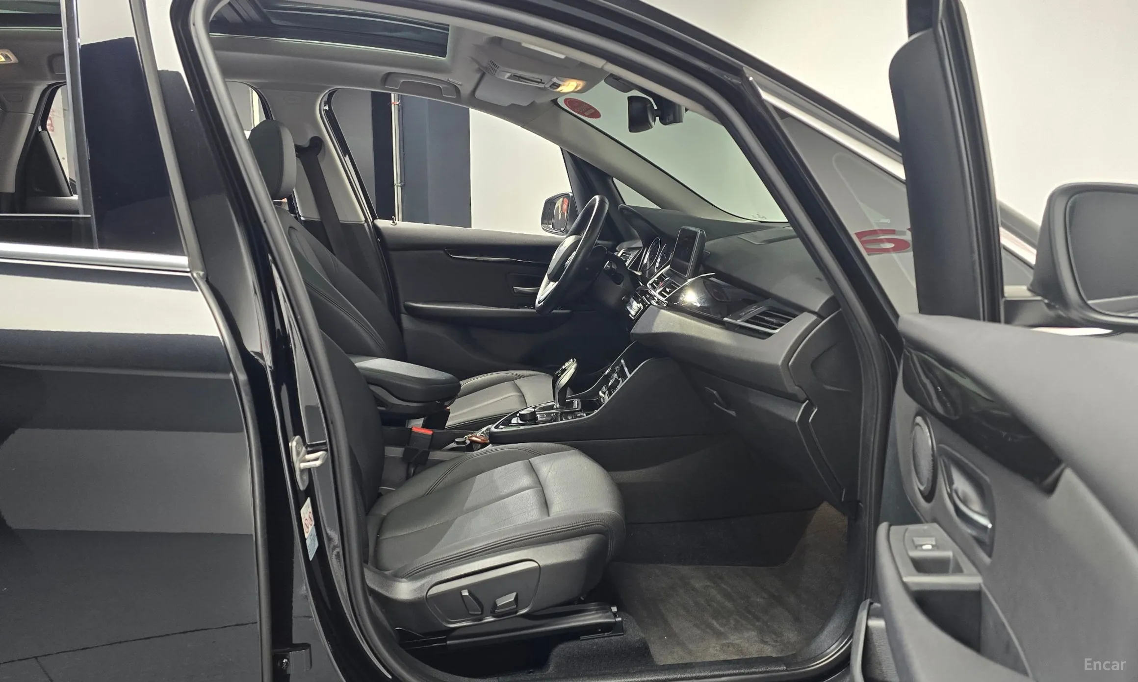 BMW 2-Series Active Tourer (F45) превью 11