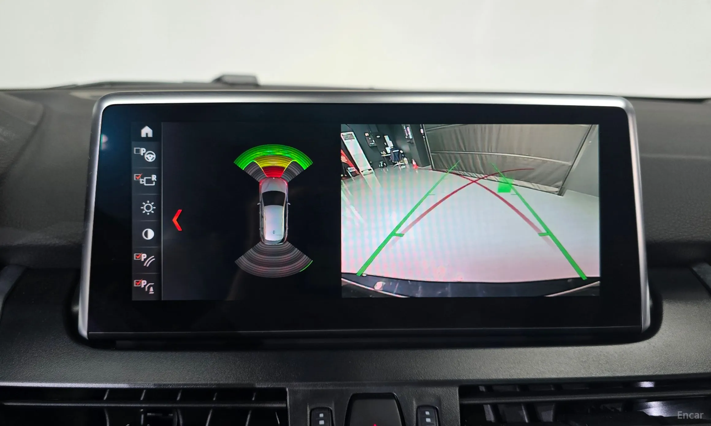 BMW 2-Series Active Tourer (F45) превью 15