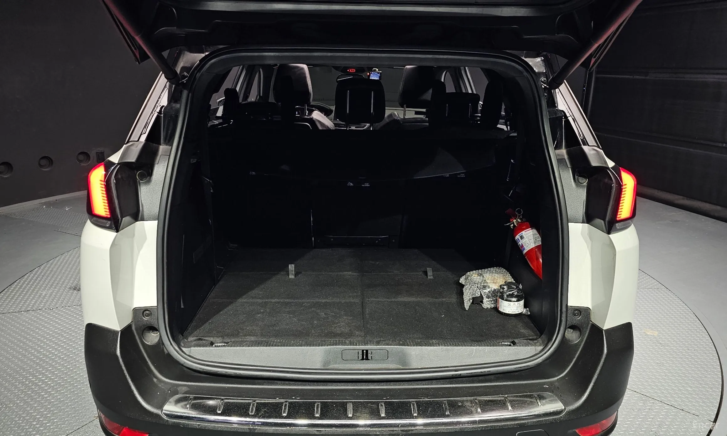 Peugeot 5008 2nd generation превью 19