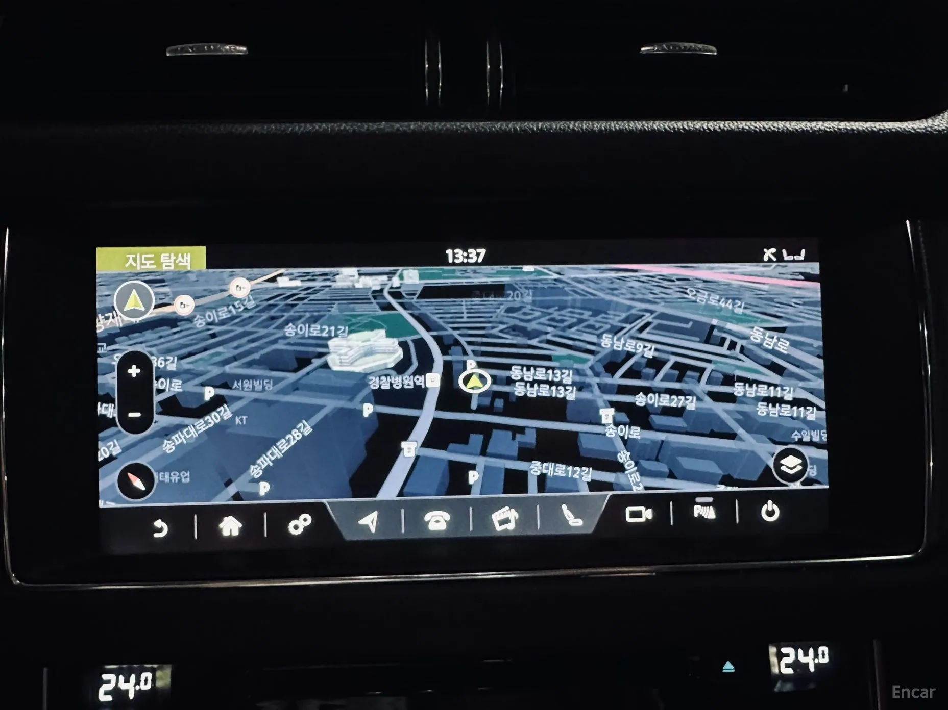 Jaguar XF (x260) превью 14