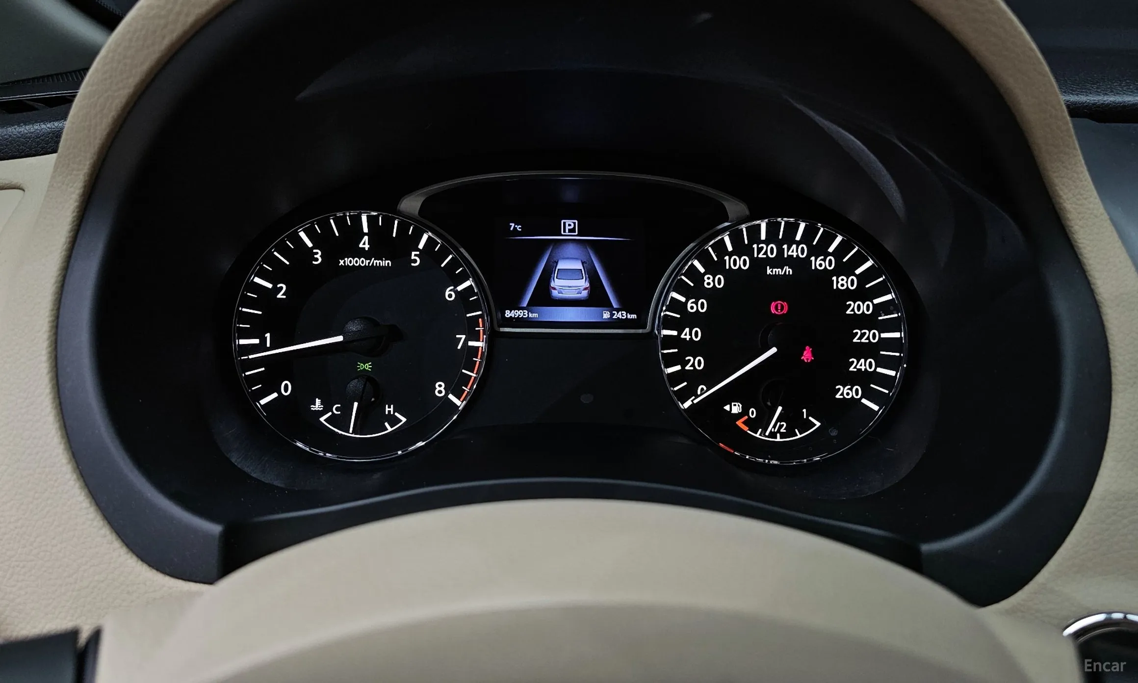 Nissan Altima превью 8