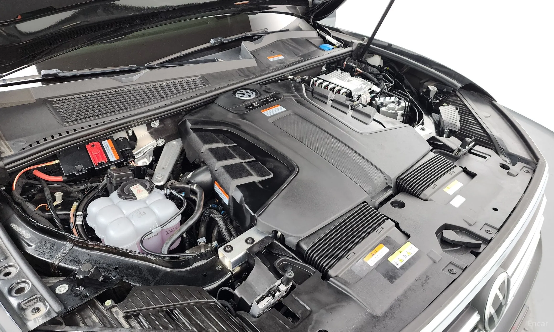 Volkswagen Touareg 3rd Generation превью 6