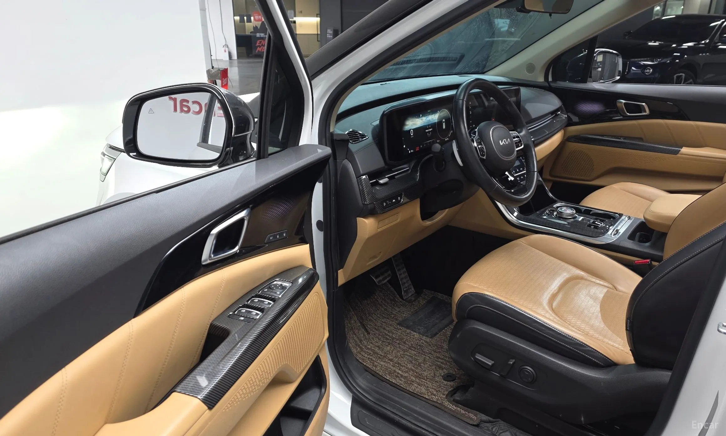 Kia Carnival Gen 4 превью 12